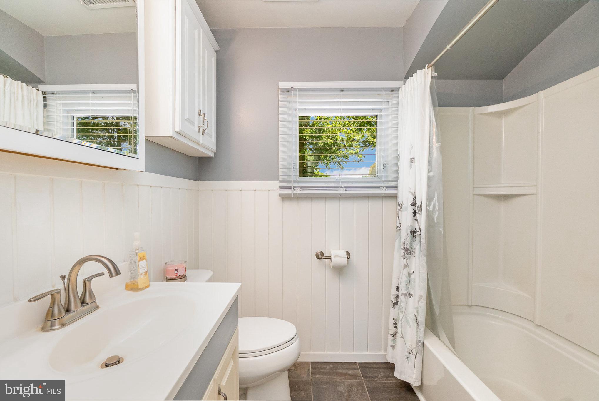 PERRY HALL - Residential