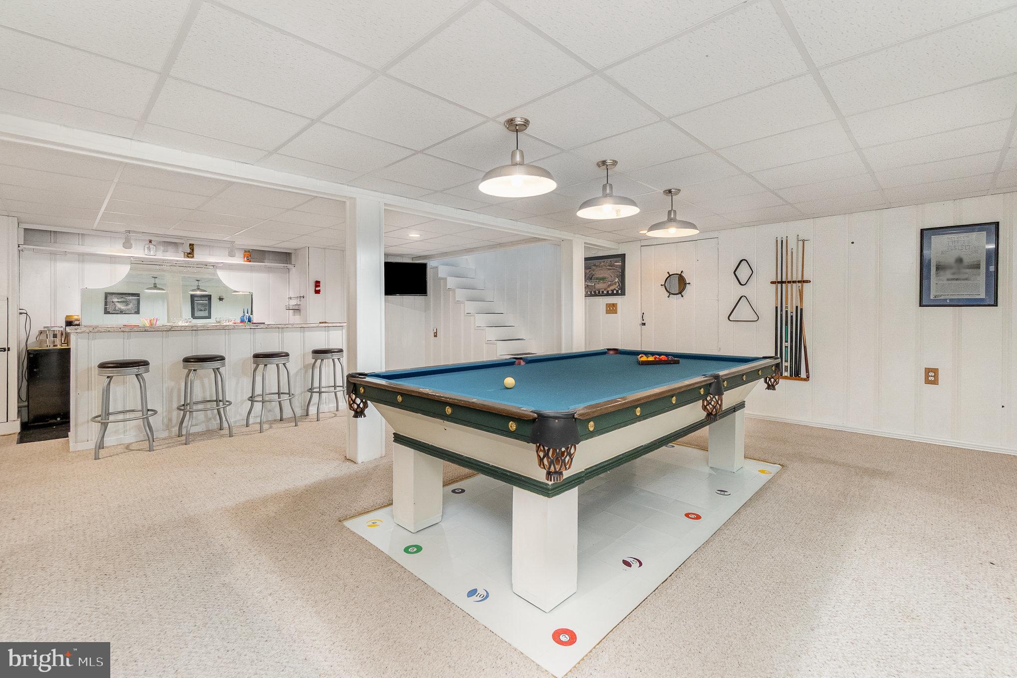 PERRY HALL - Residential