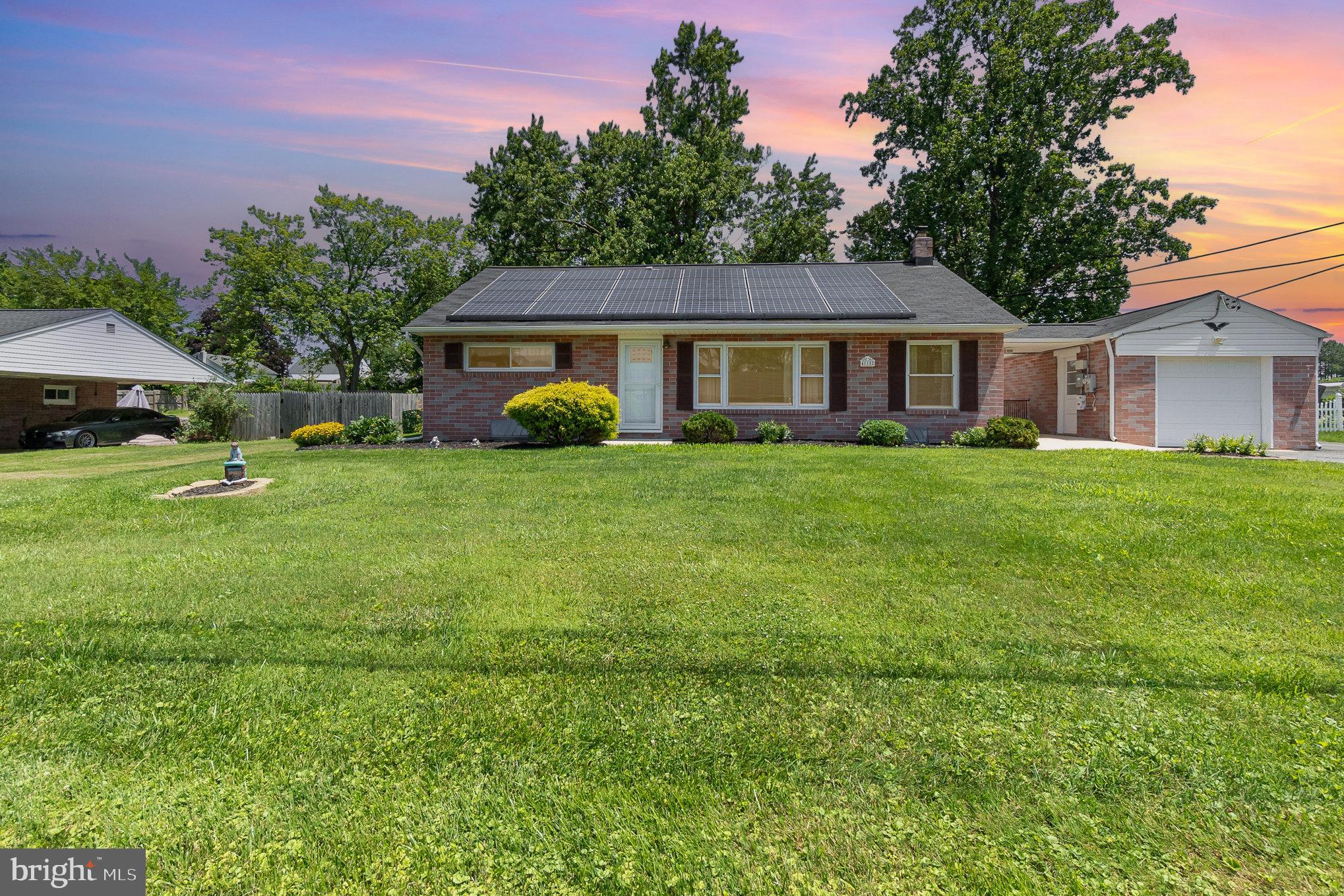 PERRY HALL - Residential