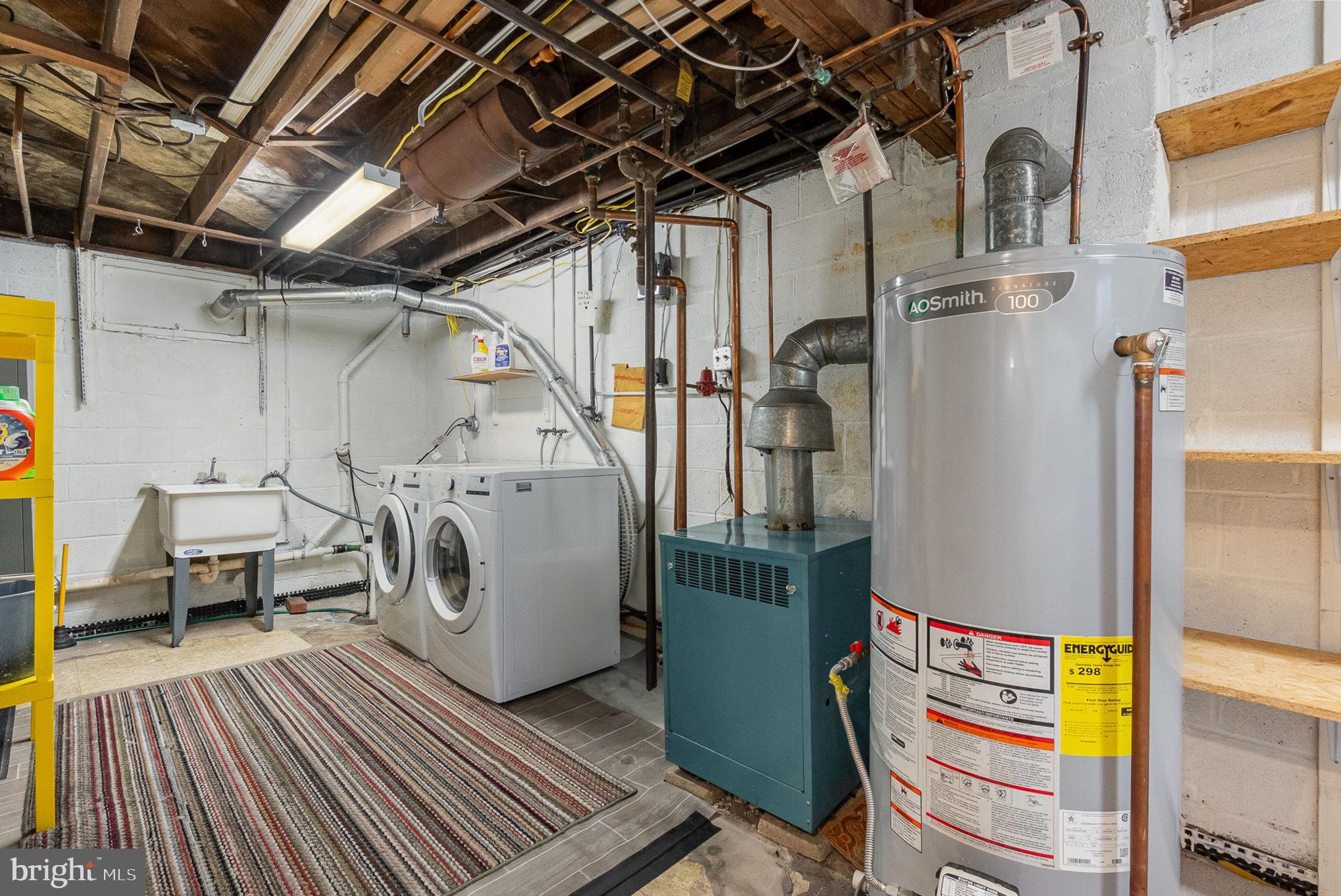 PERRY HALL - Residential