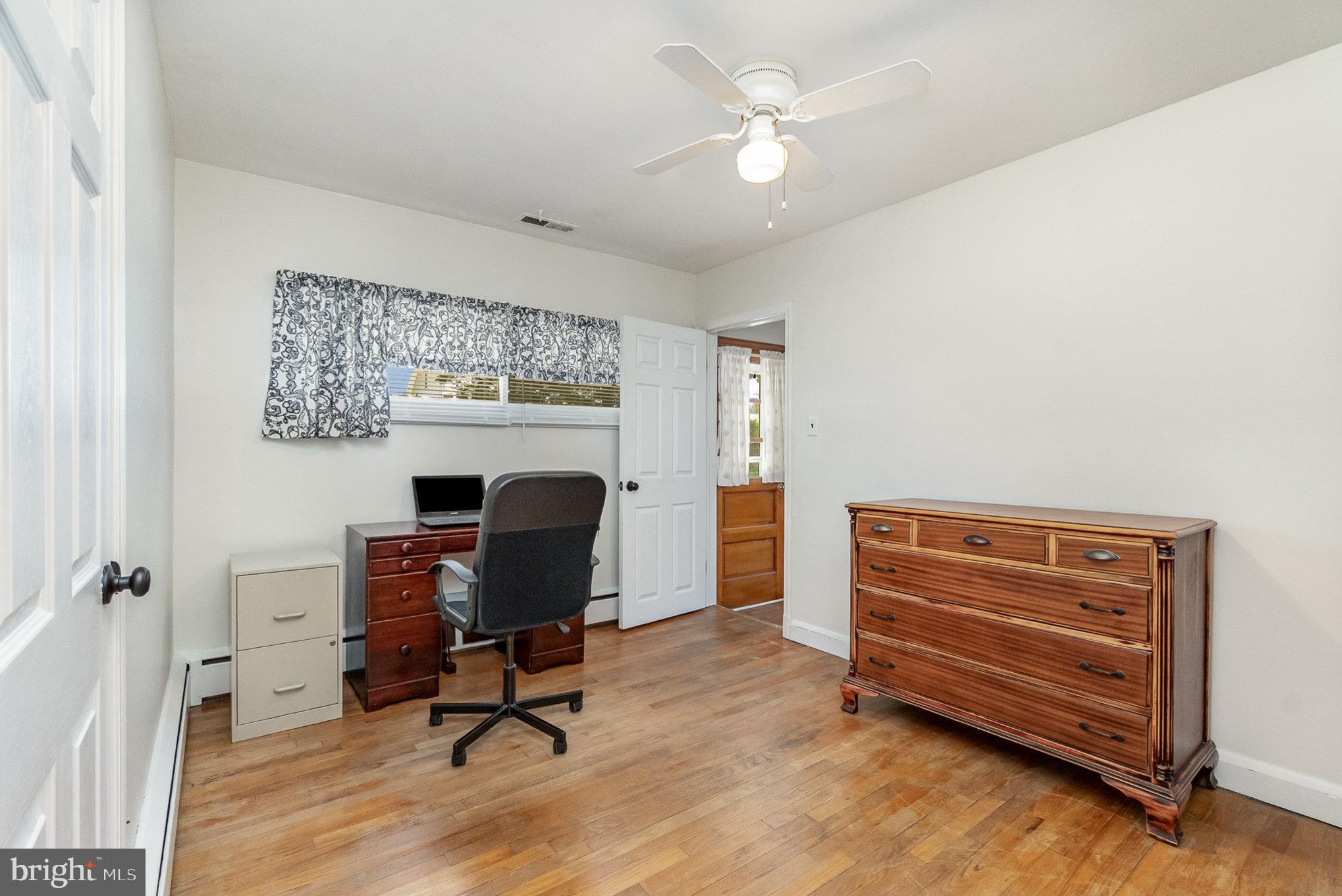 PERRY HALL - Residential