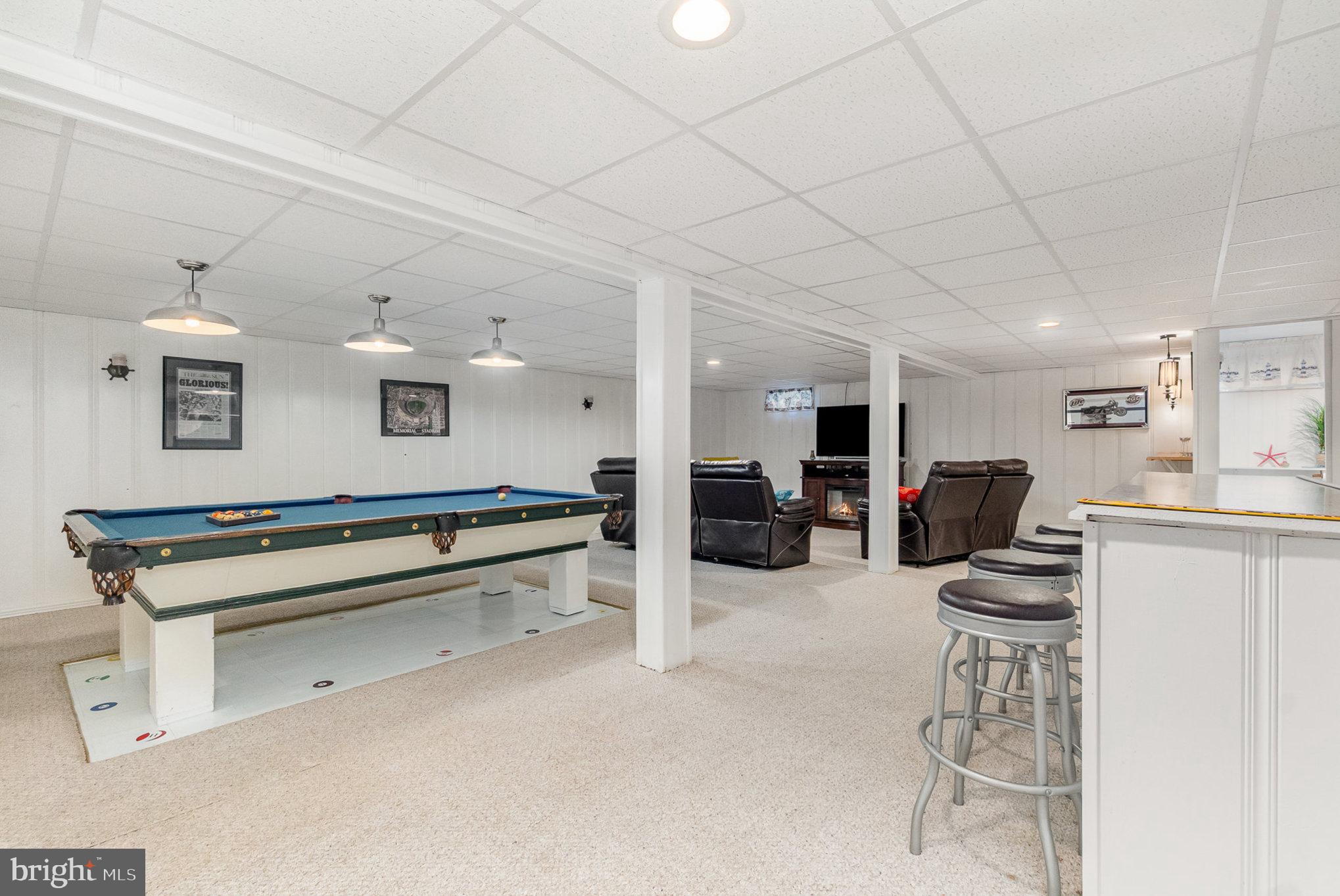 PERRY HALL - Residential