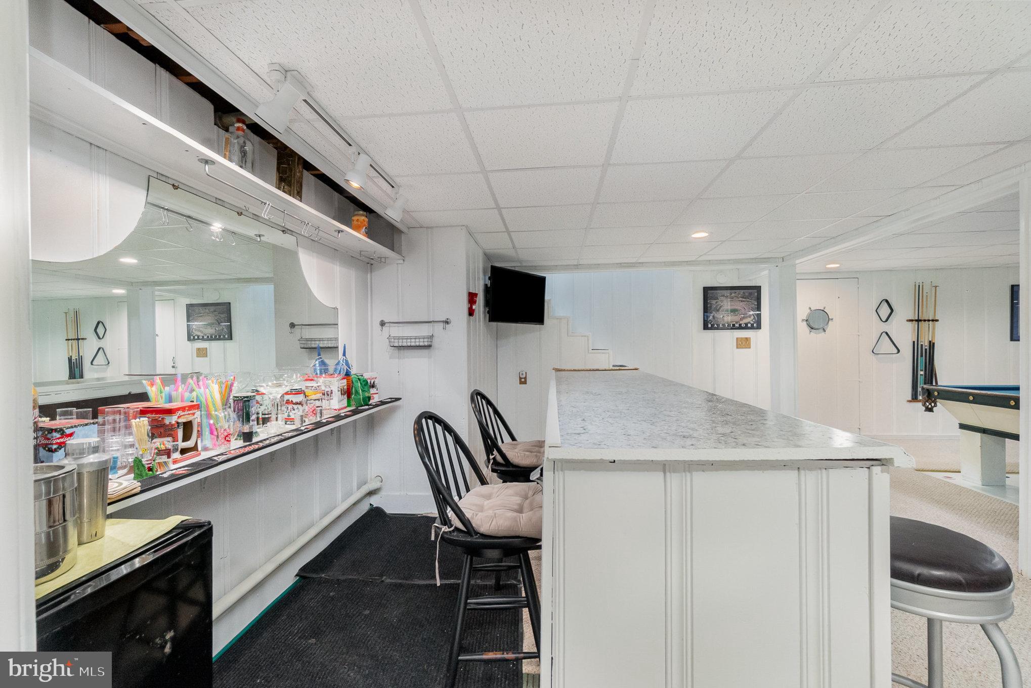 PERRY HALL - Residential