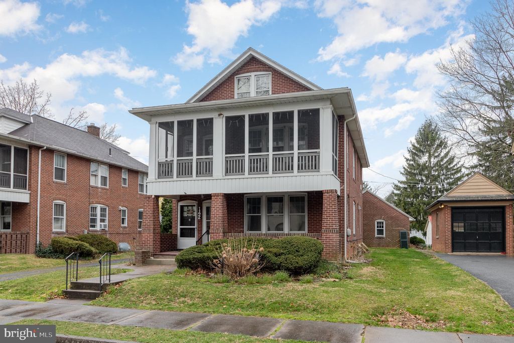 Photo of 142 Riddle Road, CHAMBERSBURG, PA 17201 (MLS # PAFL2033638)