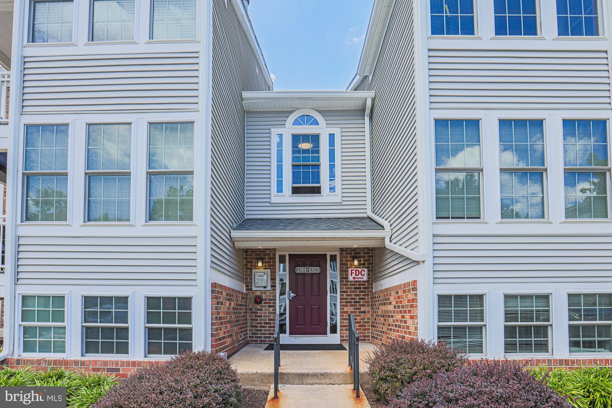 1301 GREENBRIAR CIRCLE 7-1301