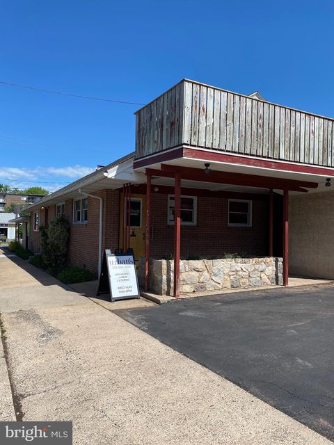 Homes For Rent - 600 Farmington Avenue #2<br/> POTTSTOWN, PA 19464