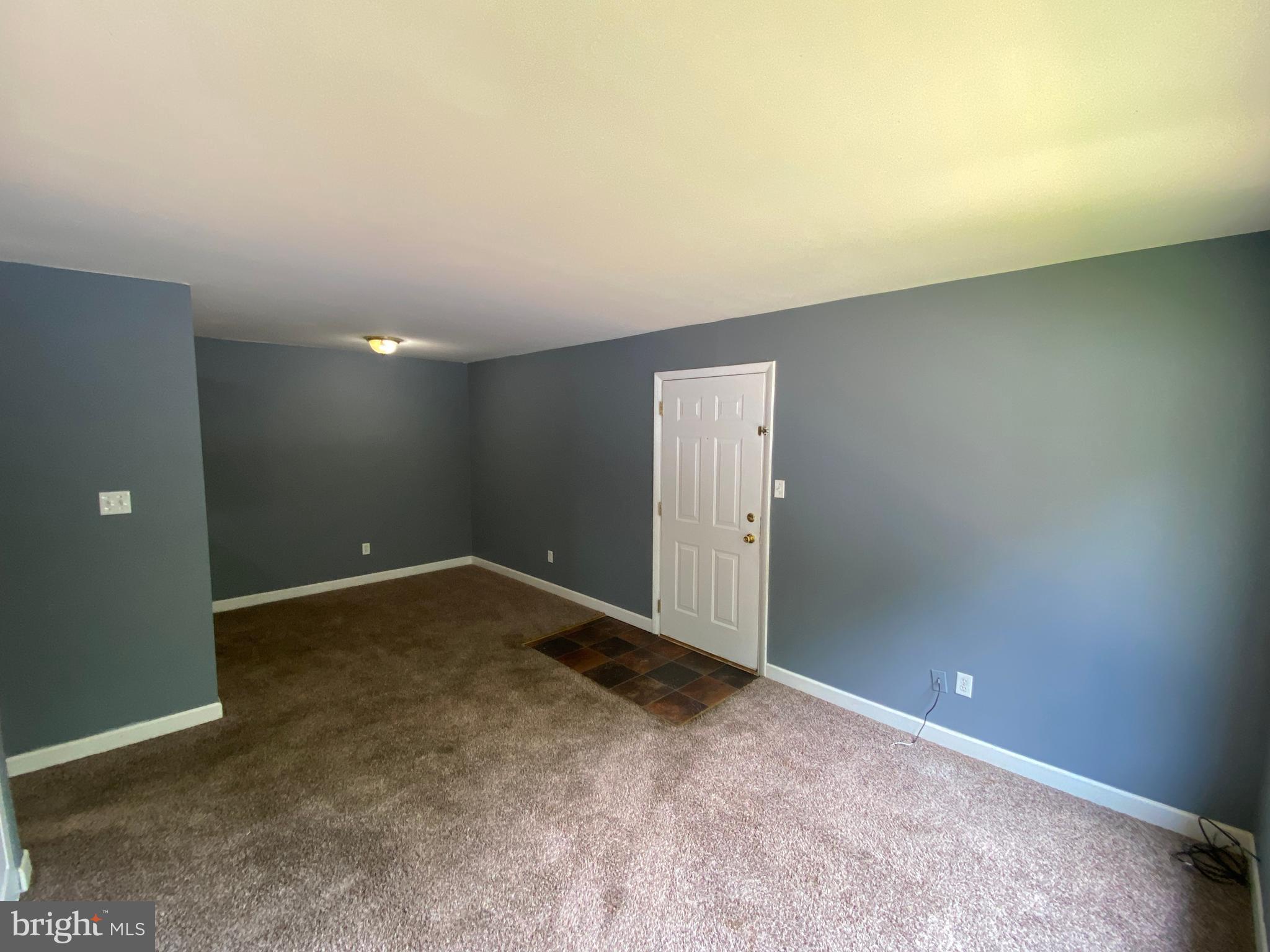 BERRY STREET CONDOMINIUMS - Residential Lease