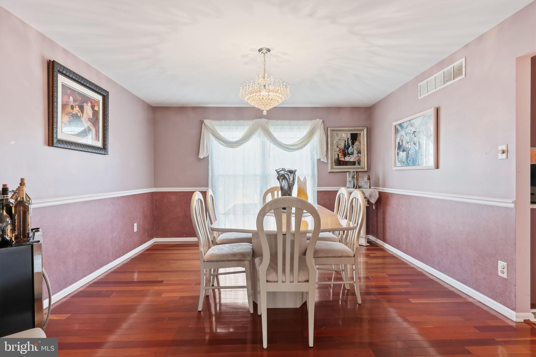 MEADOW GLEN - Residential