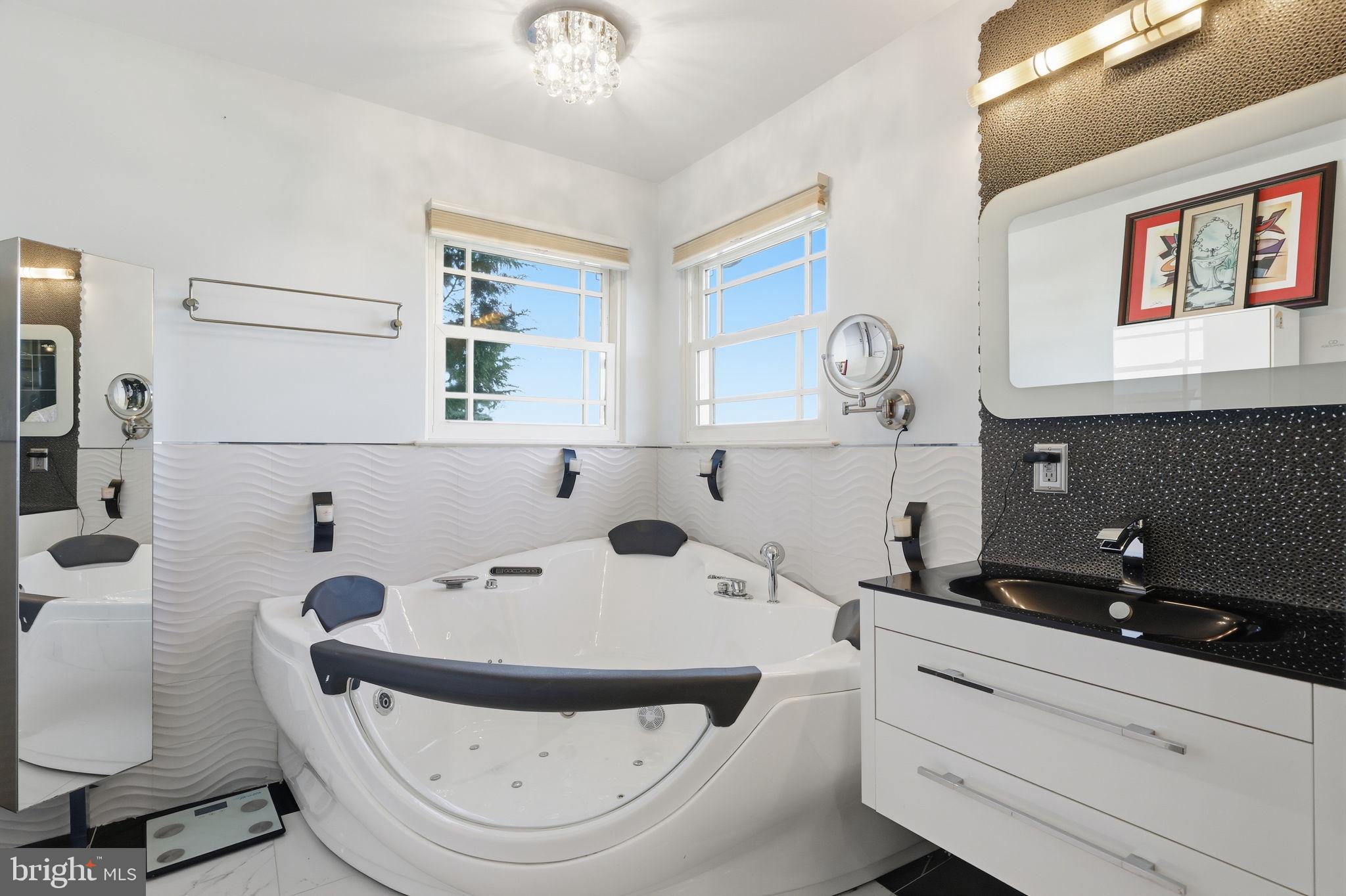 MEADOW GLEN - Residential