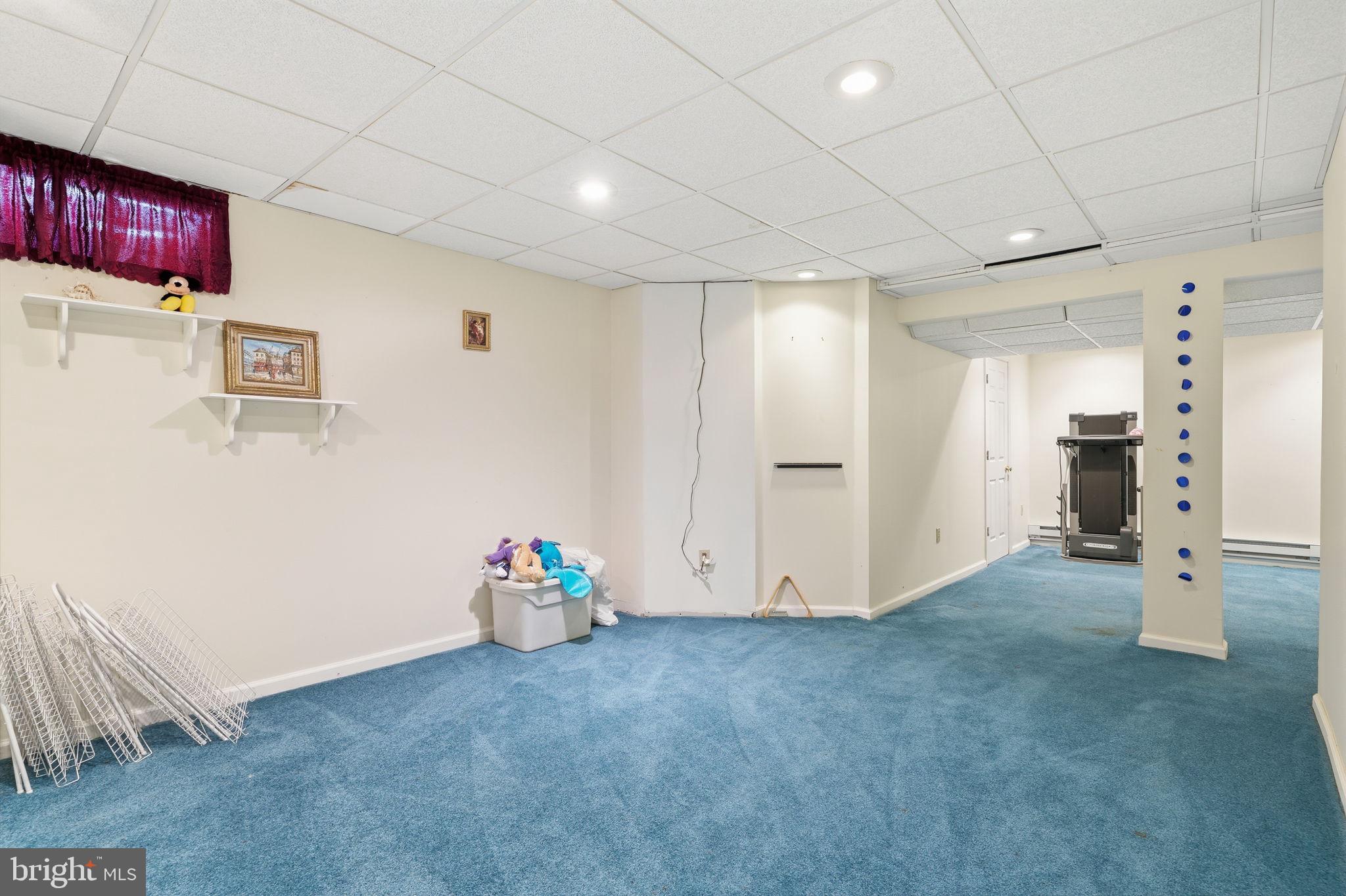 MEADOW GLEN - Residential