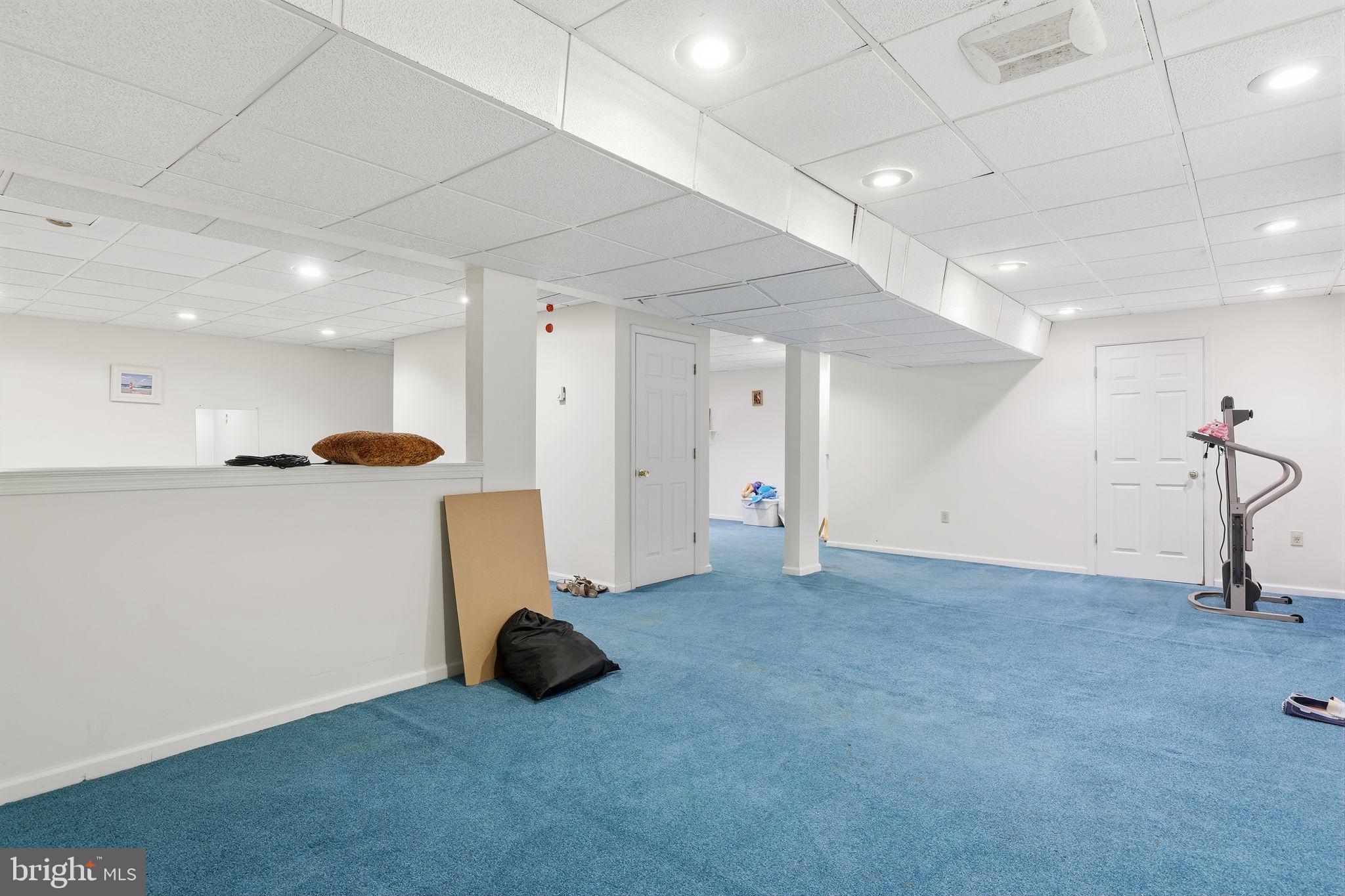 MEADOW GLEN - Residential