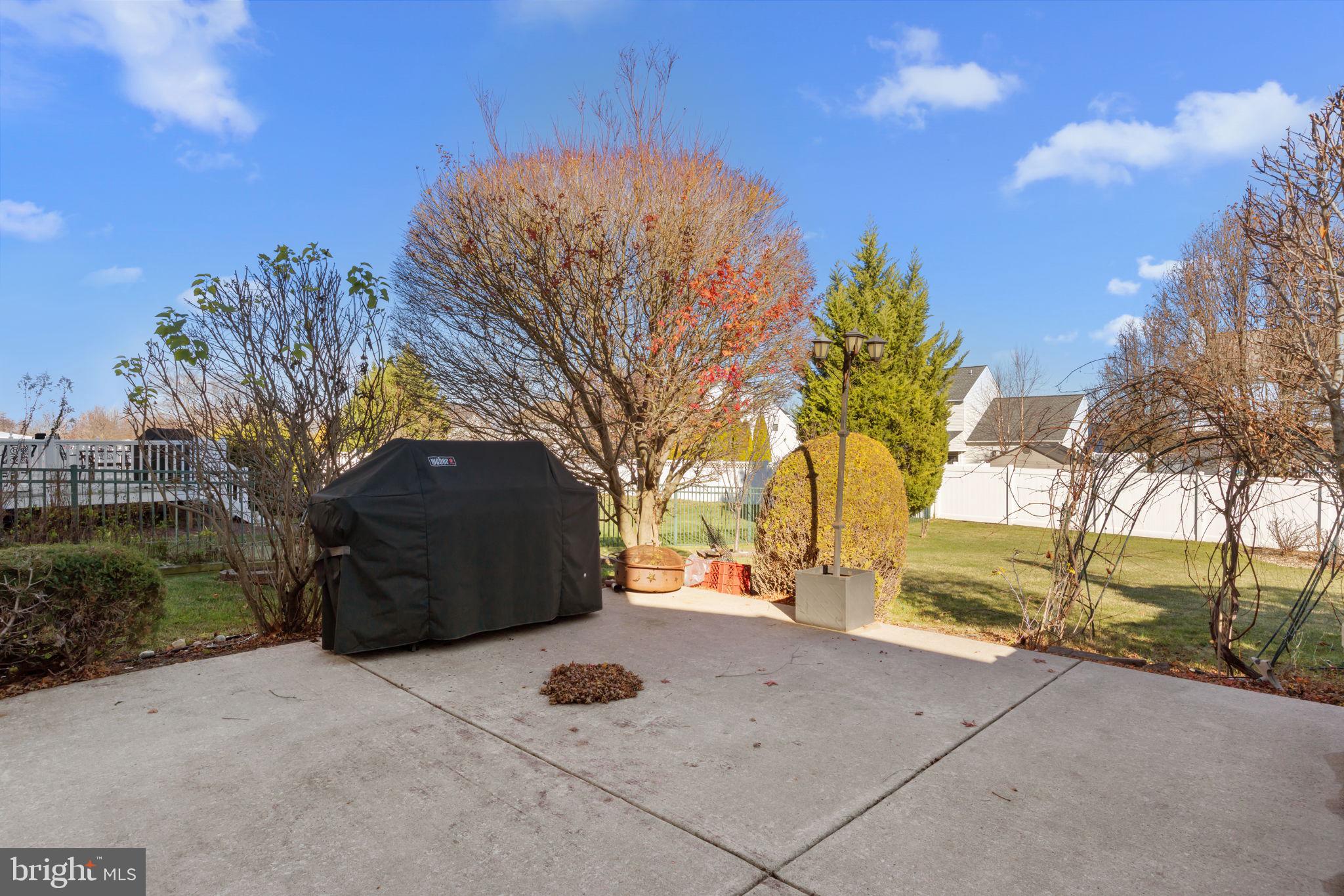 MEADOW GLEN - Residential