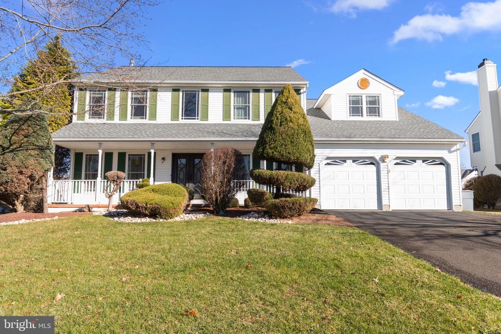 Photo of 941 Meadow Glen Road, WARMINSTER, PA 18974 (MLS # PABU2110518)