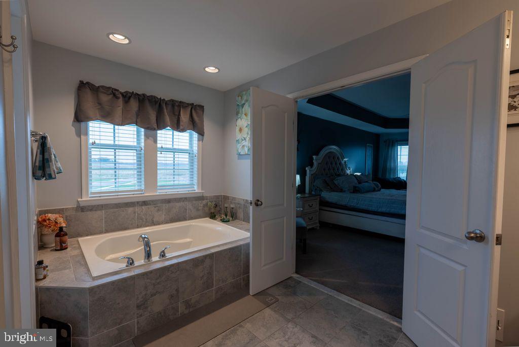 ASPEN GREENS - Residential