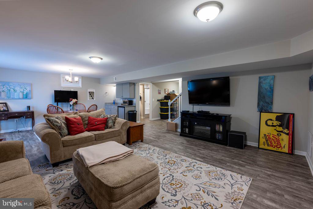 ASPEN GREENS - Residential