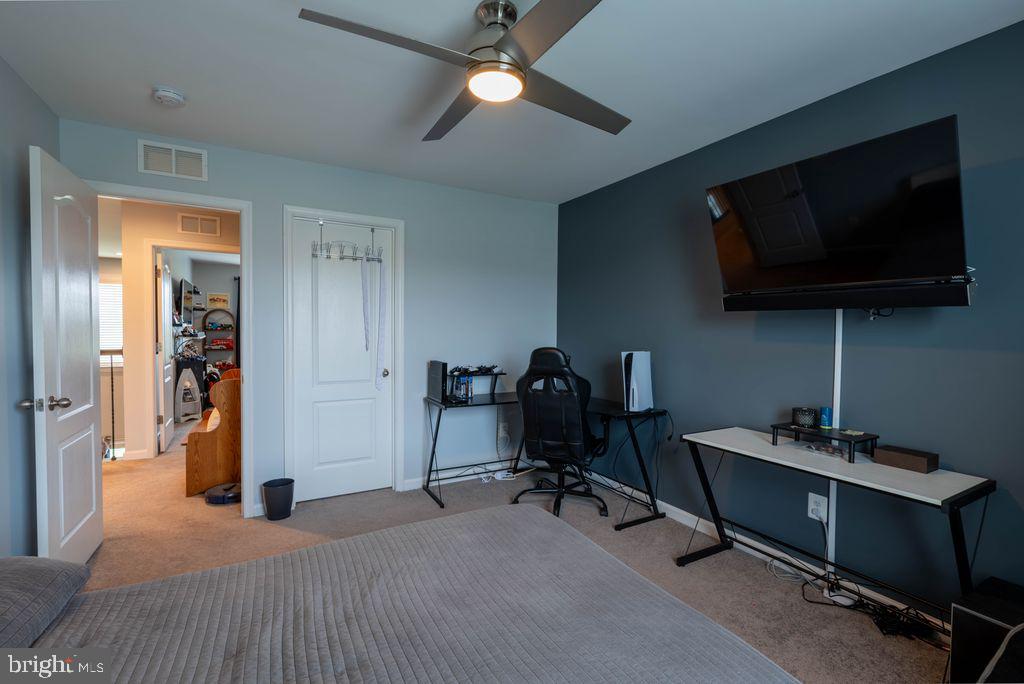 ASPEN GREENS - Residential