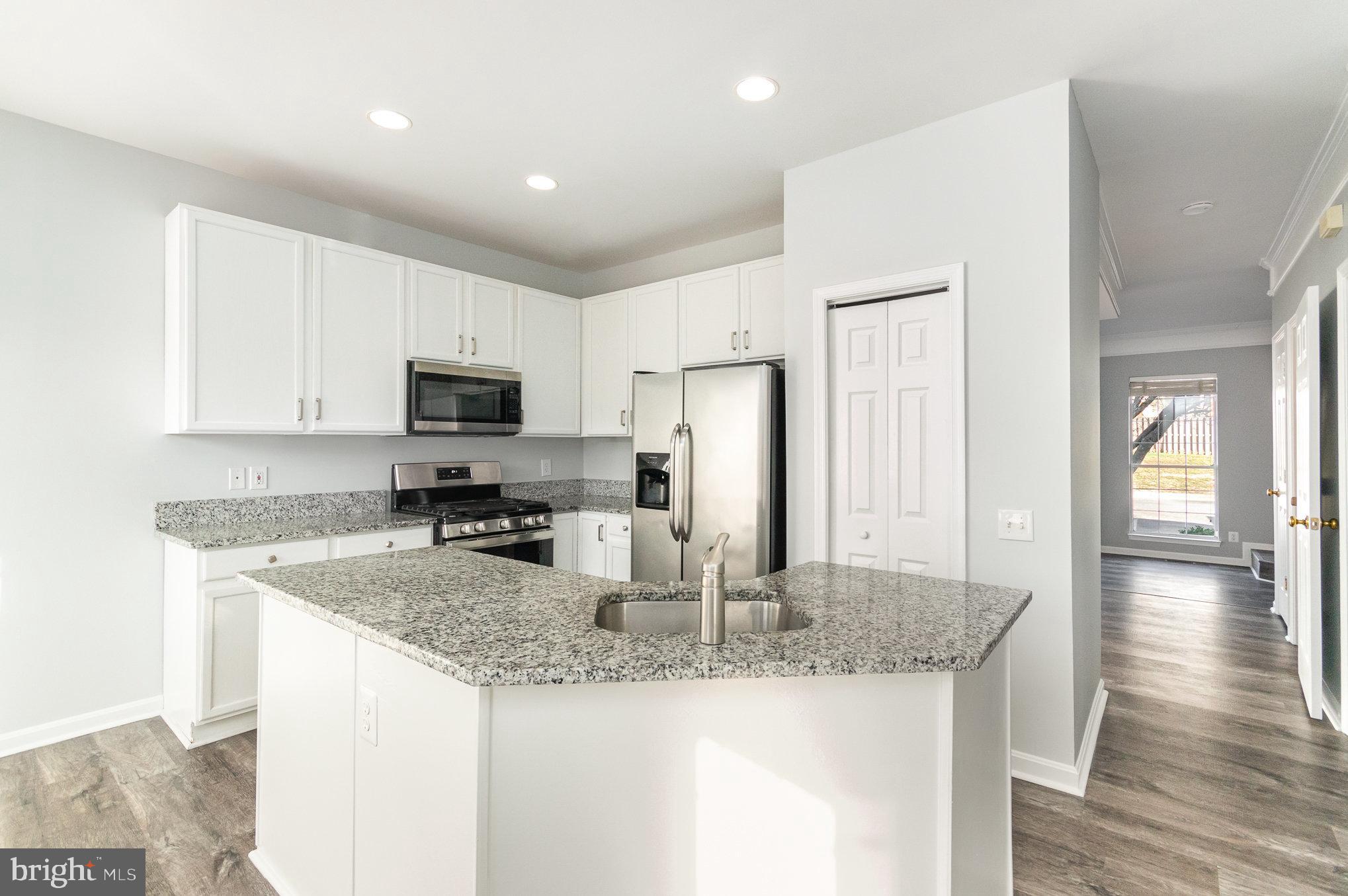 RIDGELEIGH - Residential Lease