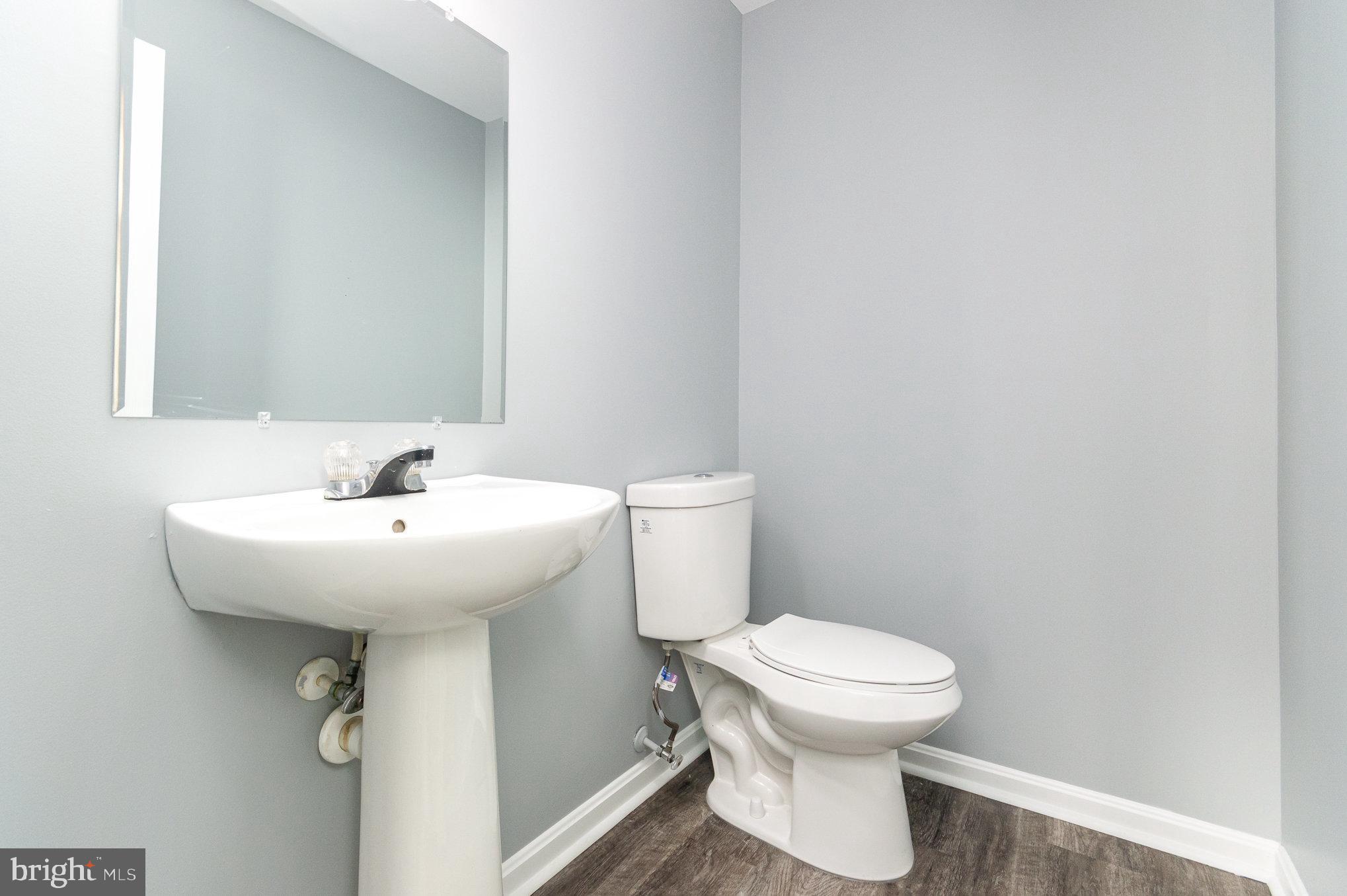 RIDGELEIGH - Residential Lease