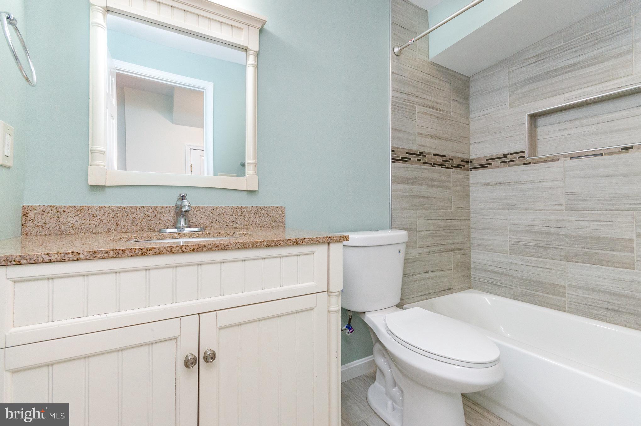 RIDGELEIGH - Residential Lease