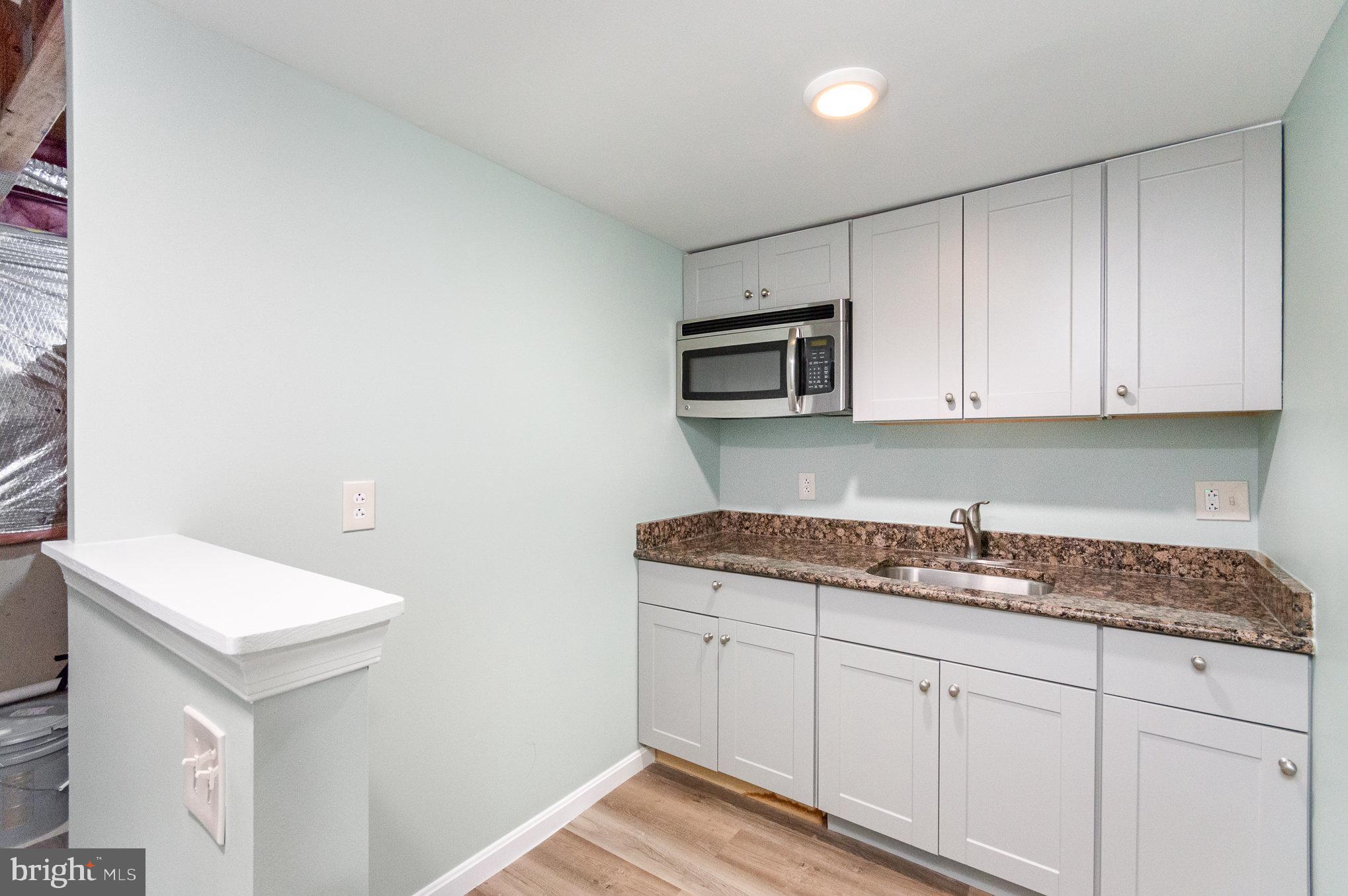 RIDGELEIGH - Residential Lease