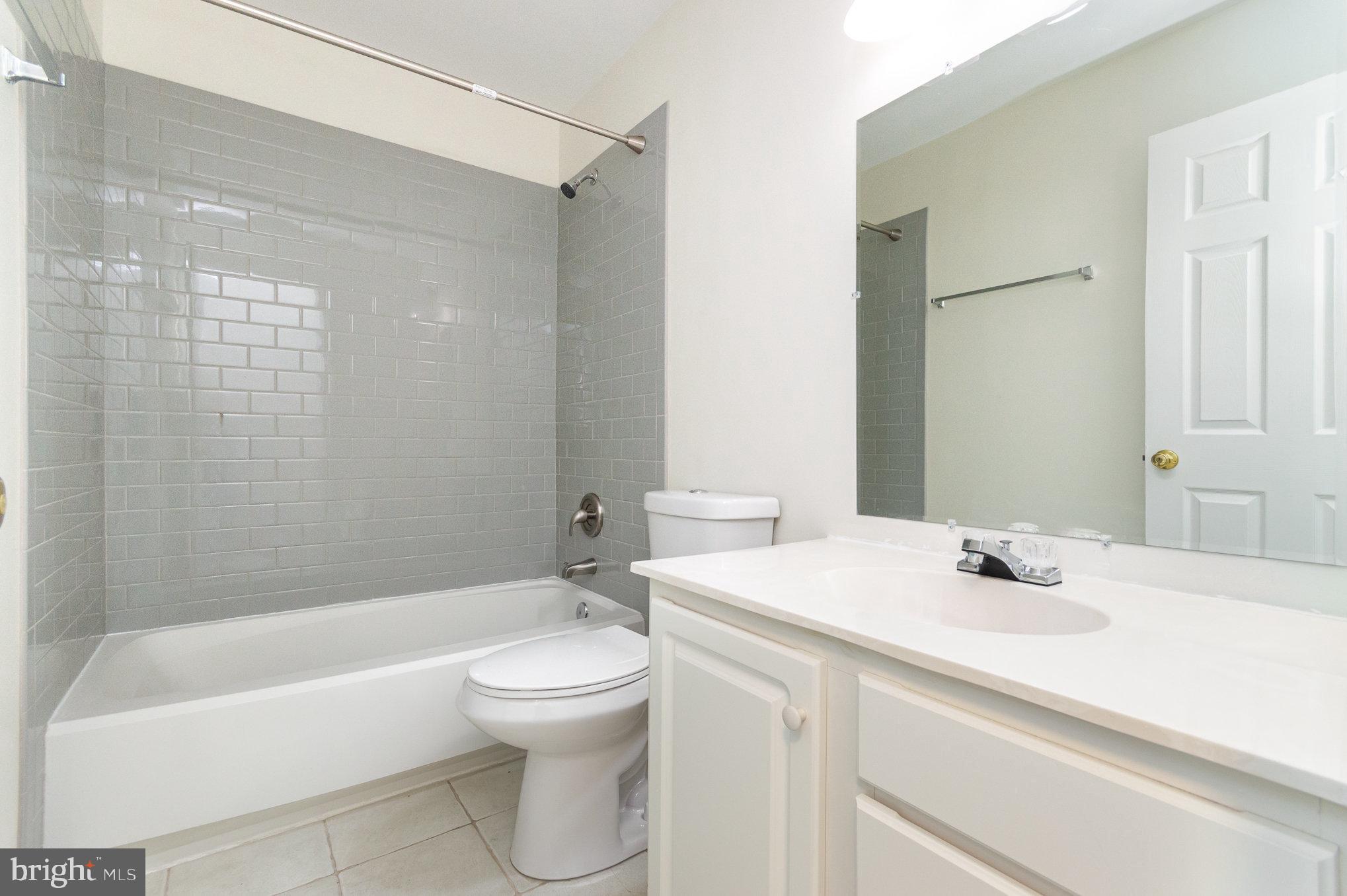 RIDGELEIGH - Residential Lease