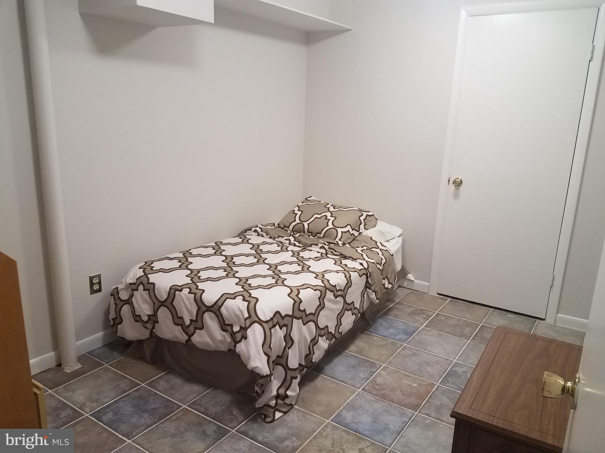 CHARLENE - Residential