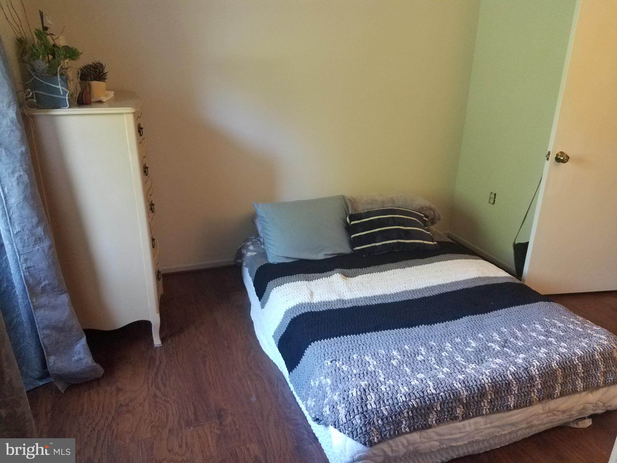 CHARLENE - Residential