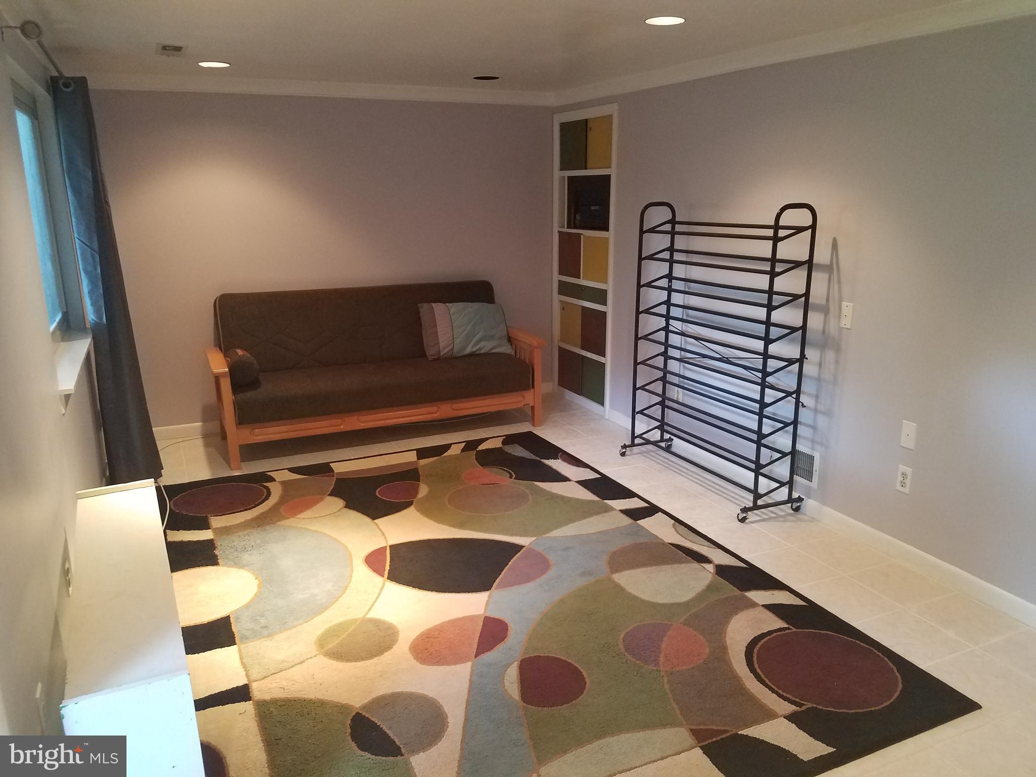 CHARLENE - Residential