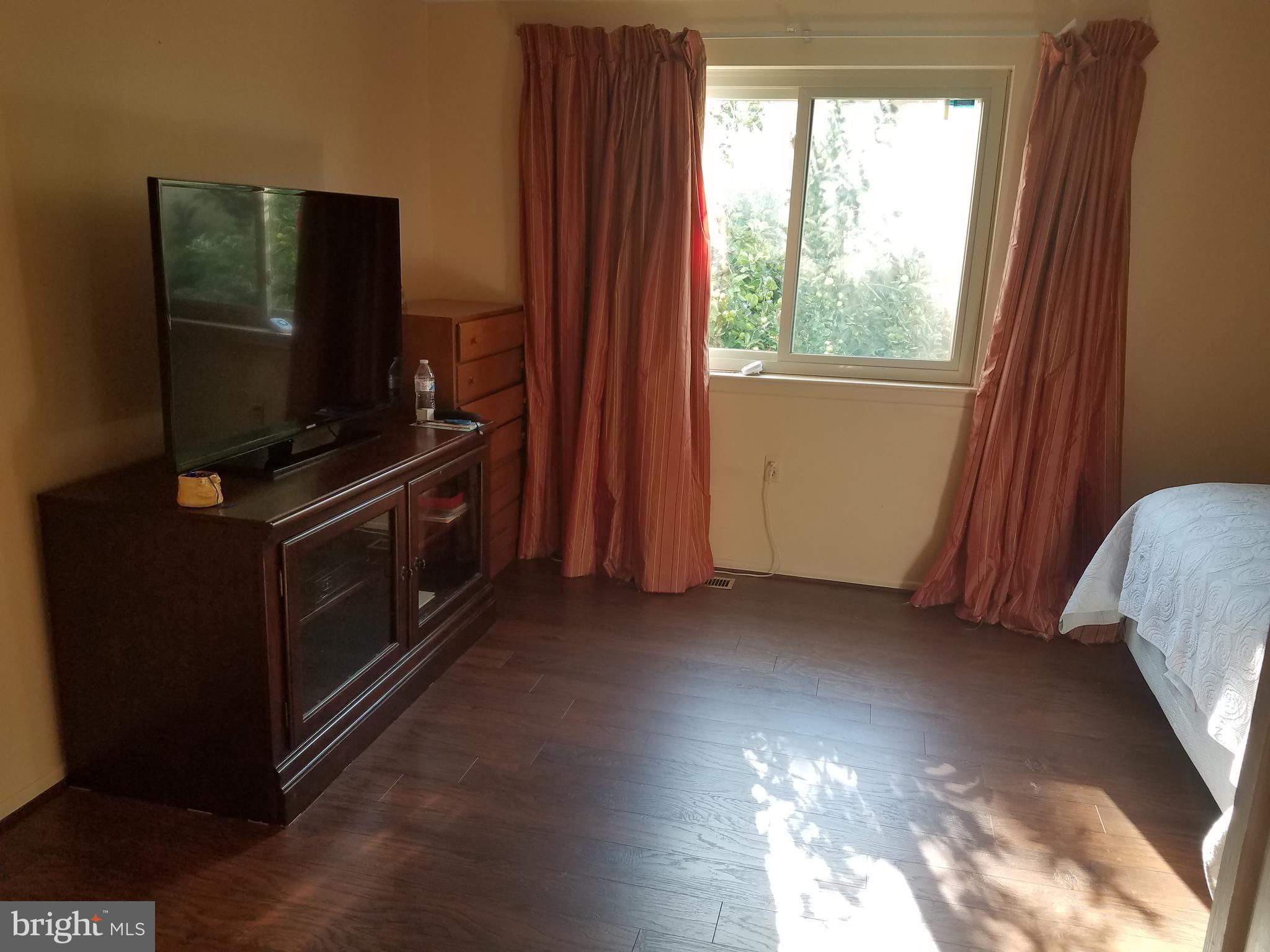 CHARLENE - Residential