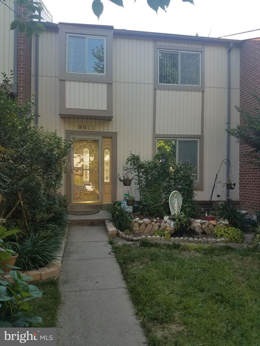 Beautiful Fully renovated Townhouse,Open kitchen with granite counter top, New Kitchen cabinets with stainless still appliances. Nice Hardwood floors and ceramic tiles in the basement and kitchen area. New HVAC system and water heater. Hallway bathroom renovated, Master bedroom with walk-out closet and full bath,Fully finished basement with a den leading to a walk out patio and nice deck and more!