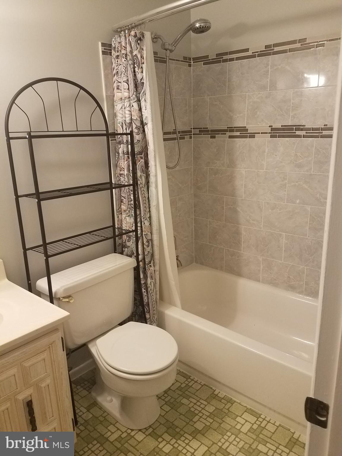 CHARLENE - Residential