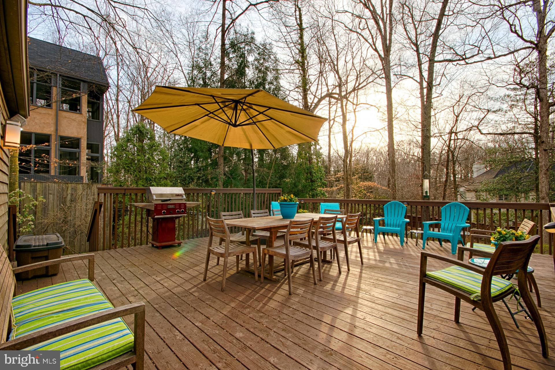 BRADLEY HILLS GROVE - Residential