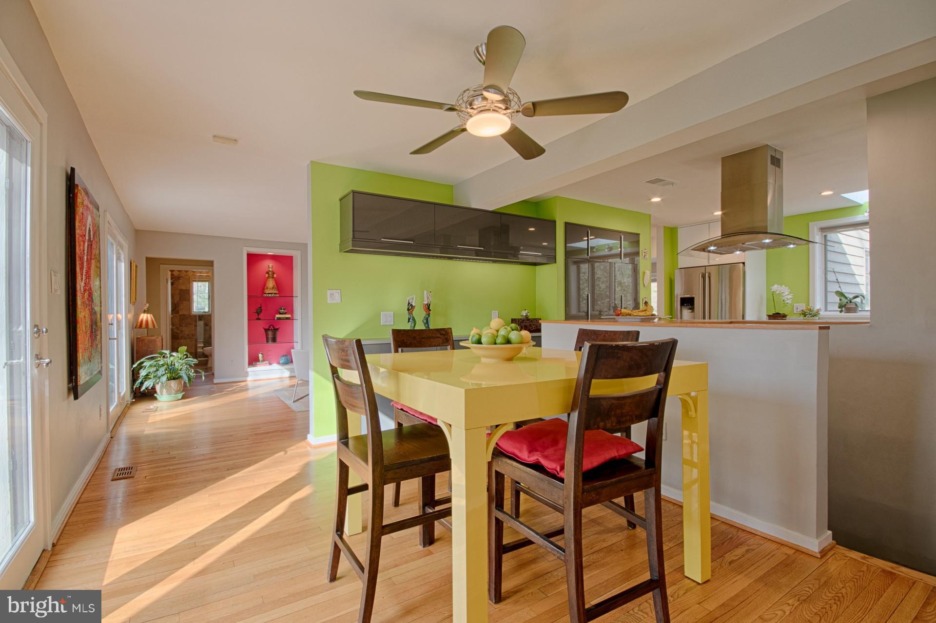 BRADLEY HILLS GROVE - Residential