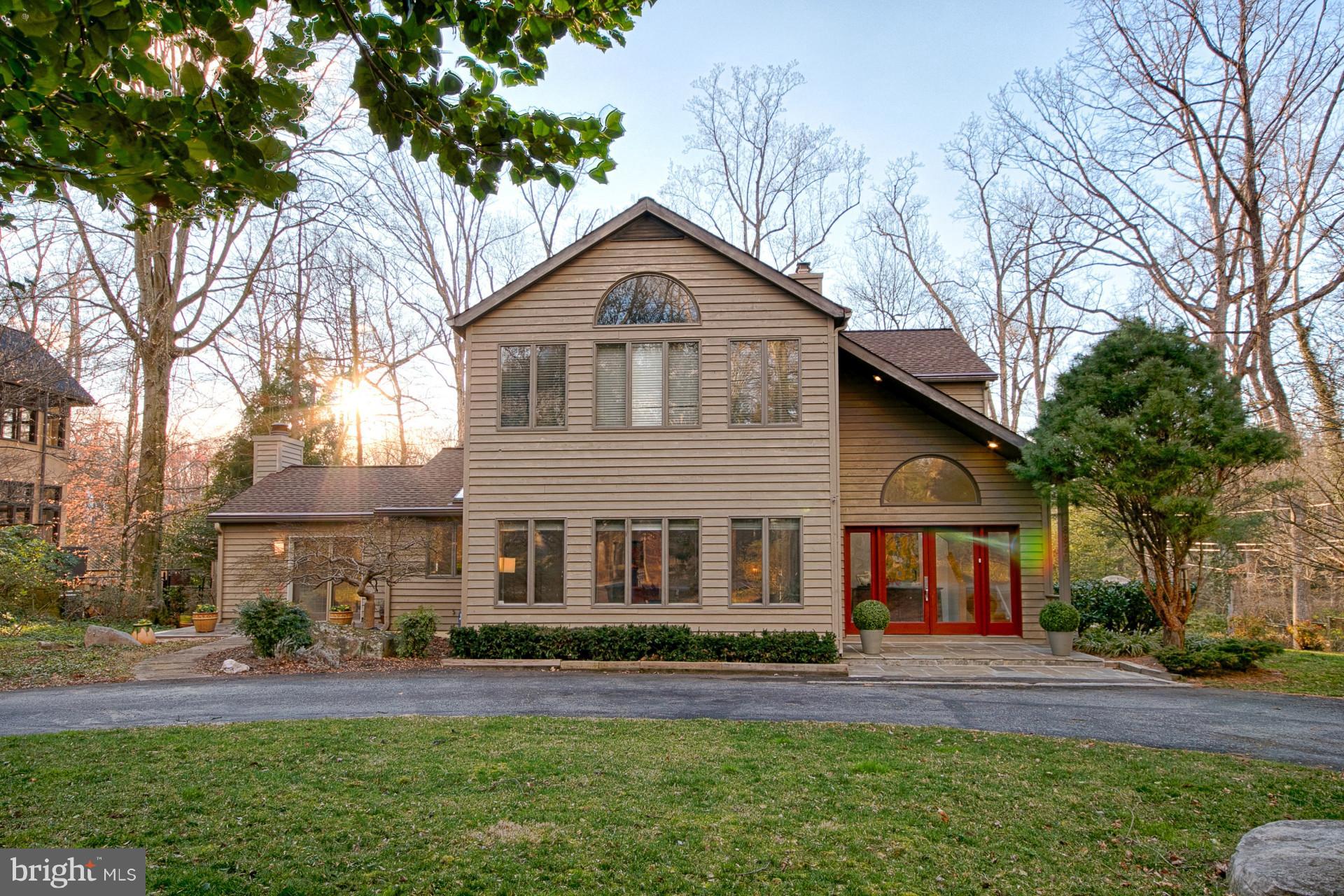 BRADLEY HILLS GROVE - Residential