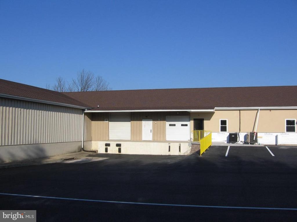 EPHRATA - Commercial Lease