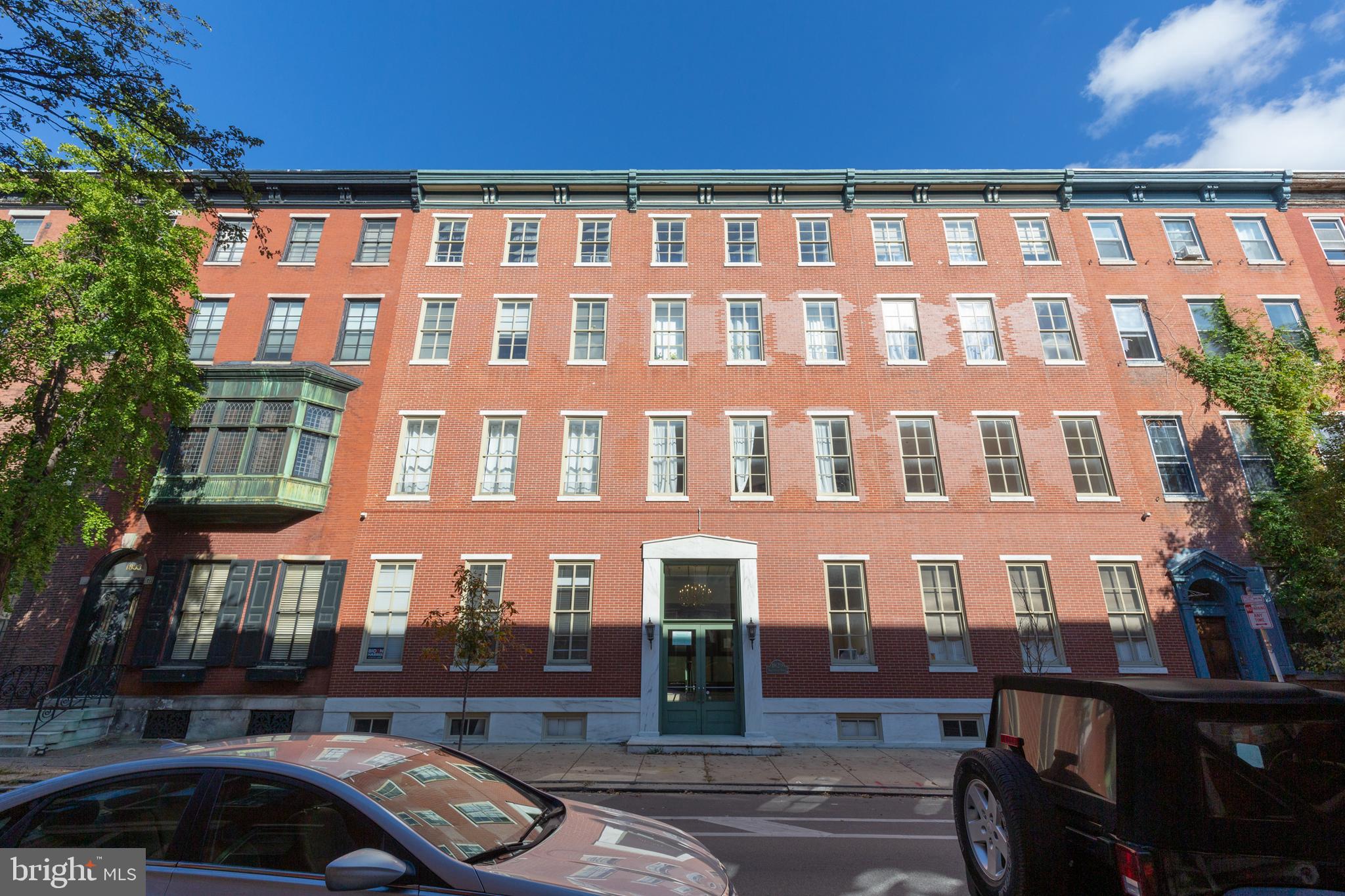 Our Pine Street Manor building has an appealing brownstone exterior, a grandiose interior, Roof Top Terrace access with incredible City Views and keyless entry into the building and unit!
With an unbeatable Downtown location, the unit is surrounded by the city's best Shopping, Public Transportation, Museums, and Philly's booming Food & Drink scene!
This recently renovated 1 bedroom features an attractive white kitchen, hardwood floors, a large bathroom, overhead lighting/high ceilings throughout, central air/heat (with individual climate control) and a washer/dryer in unit!