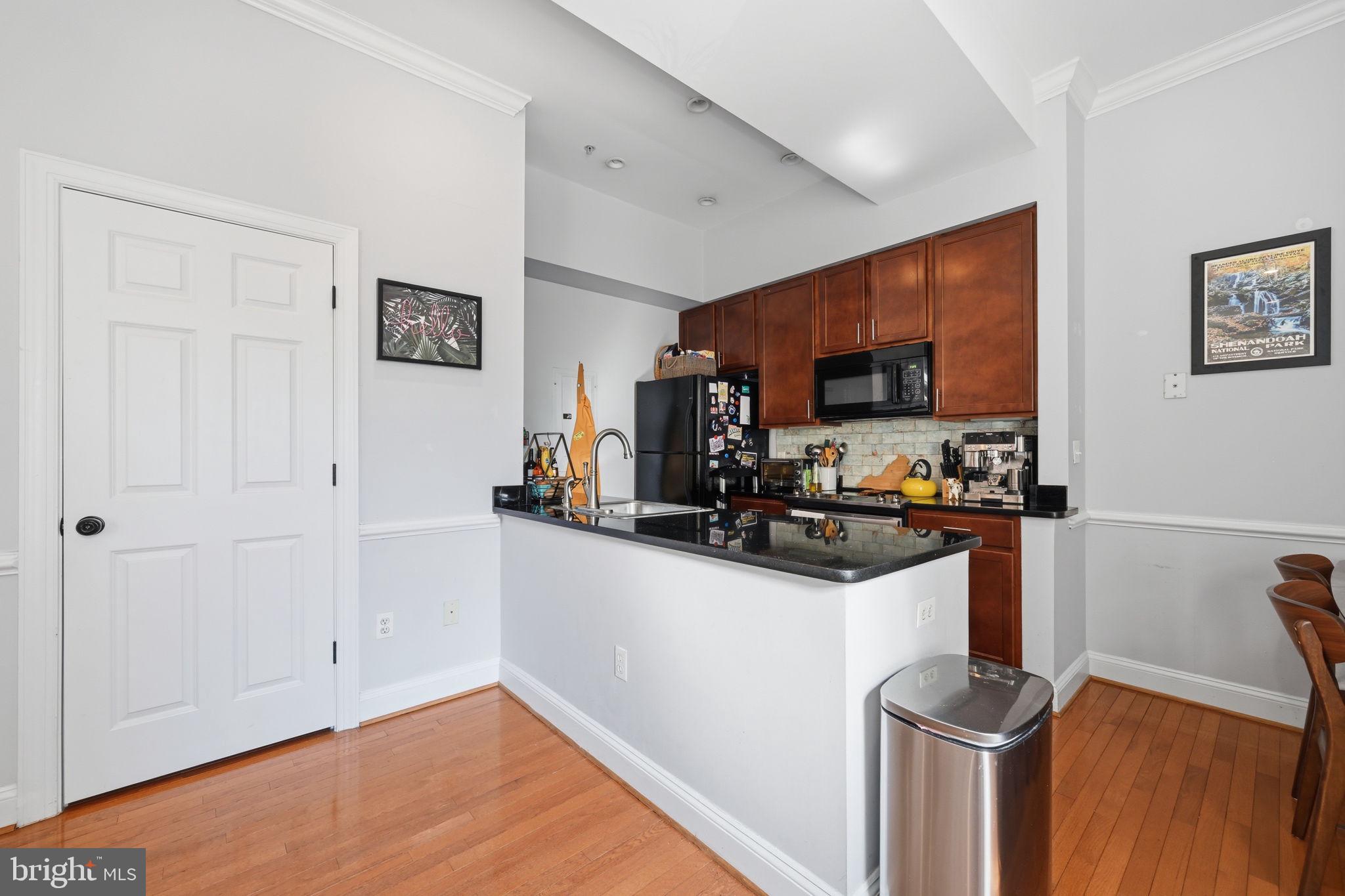 1229 12TH STREET NW 208