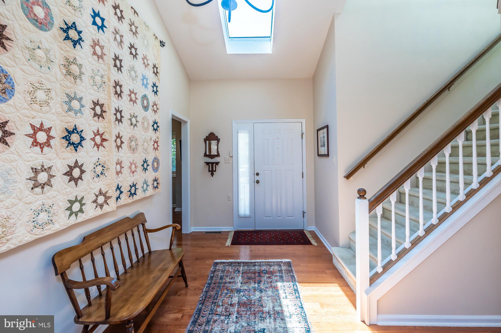 828 JEFFERSON WAY 828