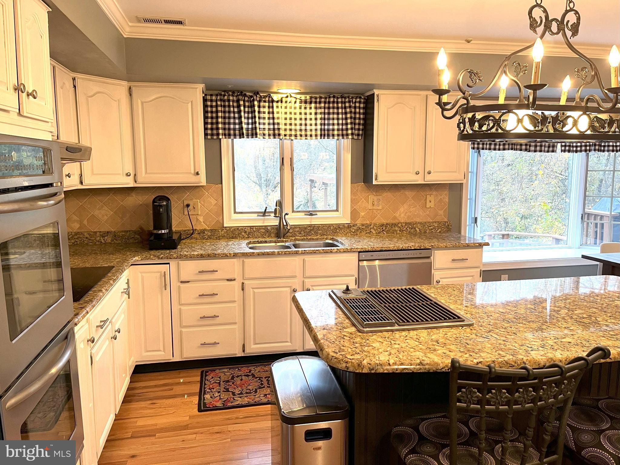 BUCK HILL ACRES - Residential