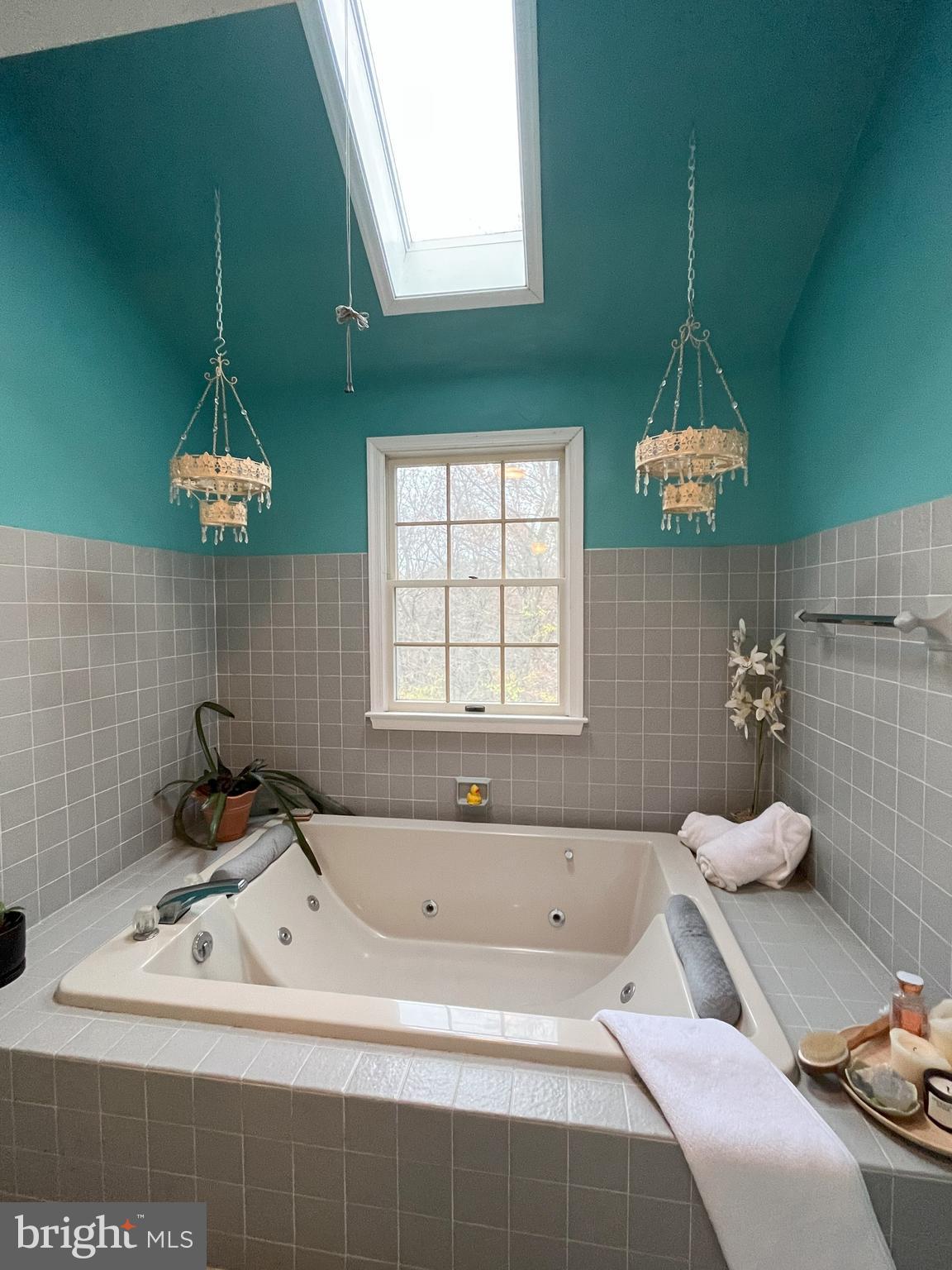 BUCK HILL ACRES - Residential