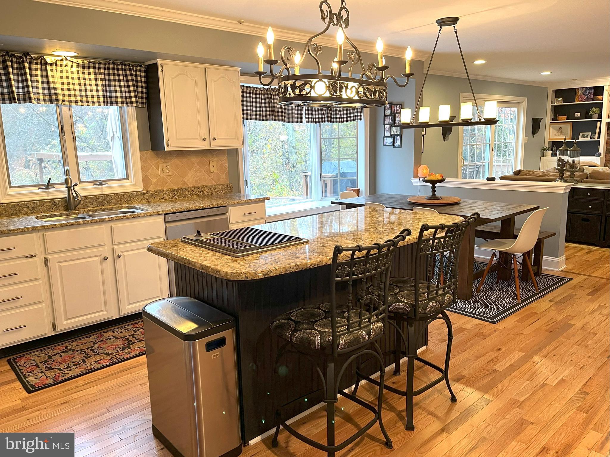 BUCK HILL ACRES - Residential