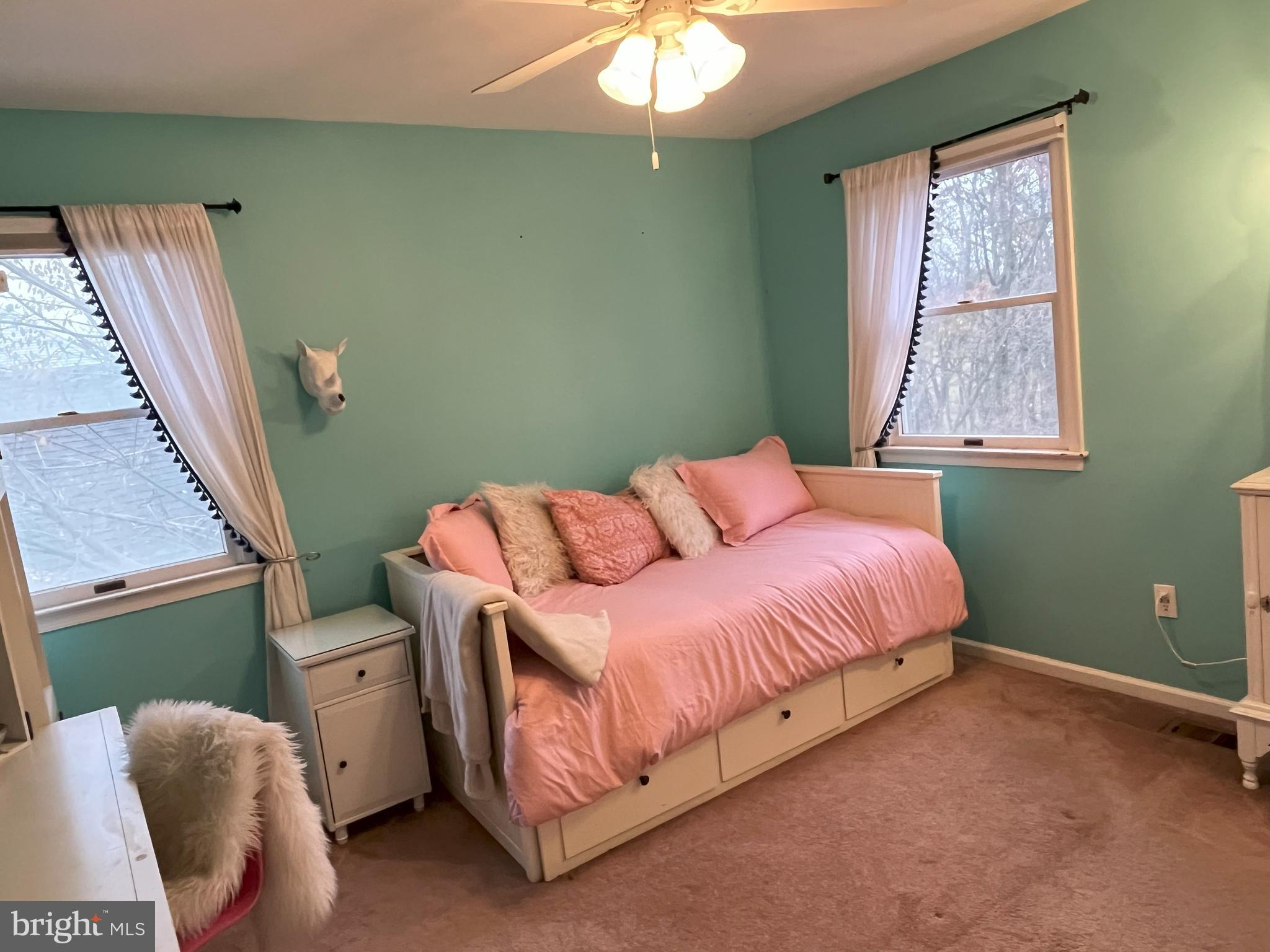 BUCK HILL ACRES - Residential