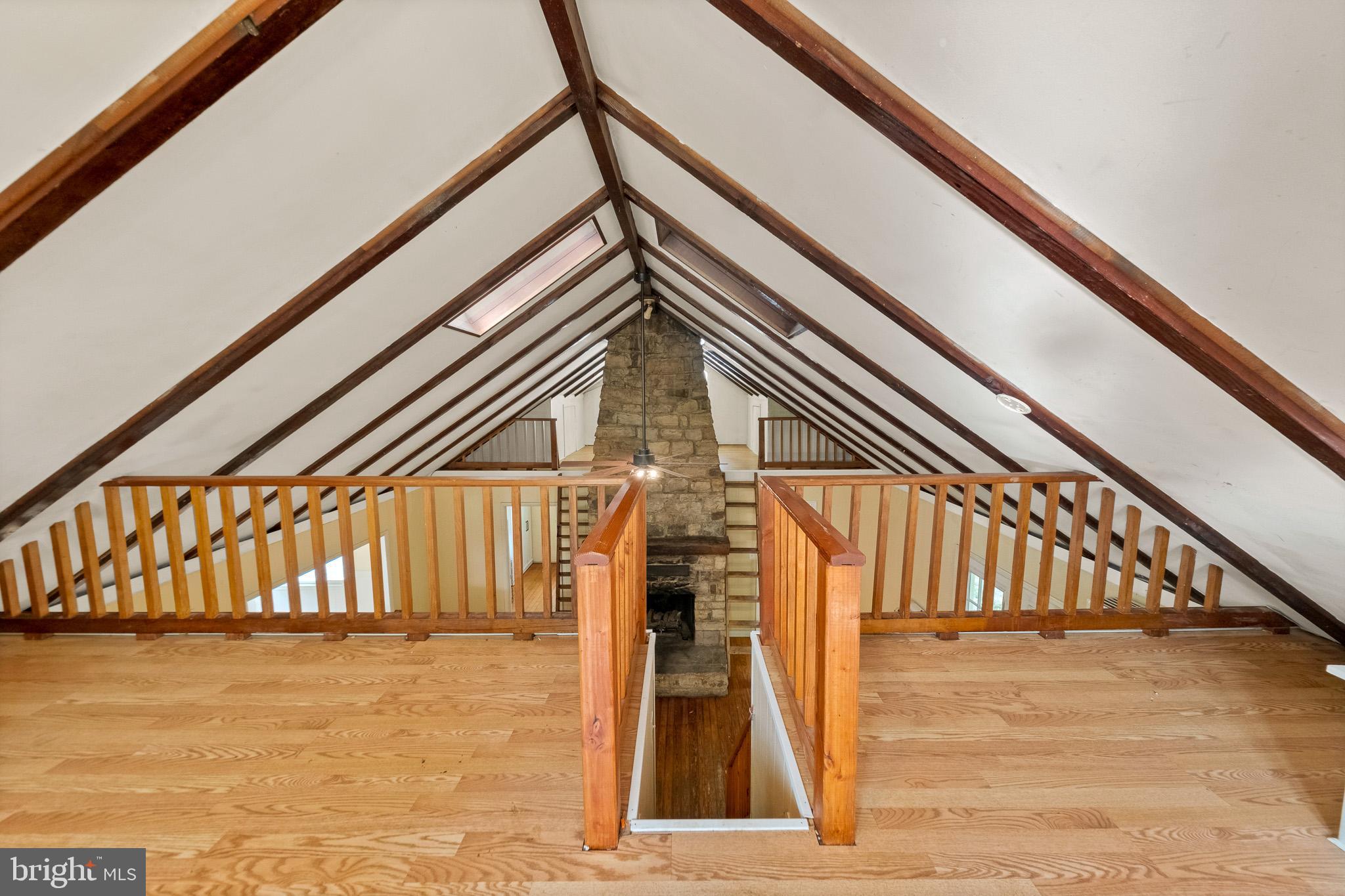 SHAWNEELAND - Residential