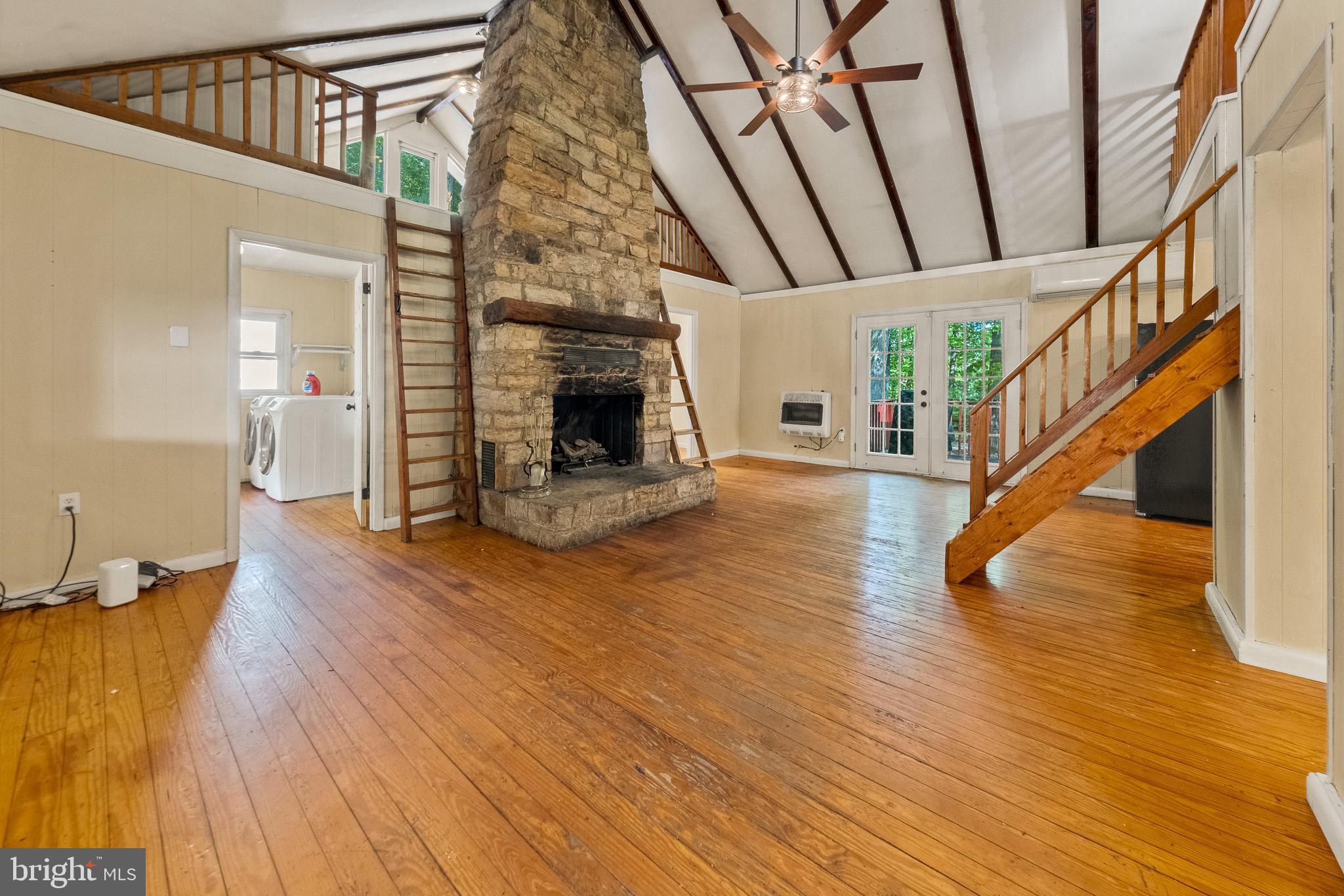 SHAWNEELAND - Residential