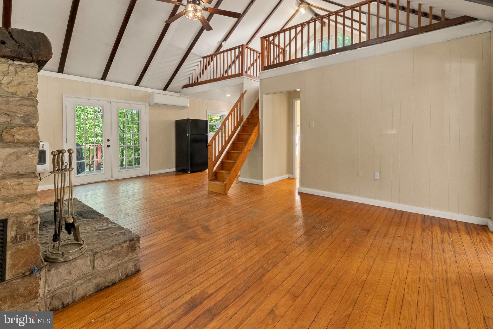 SHAWNEELAND - Residential