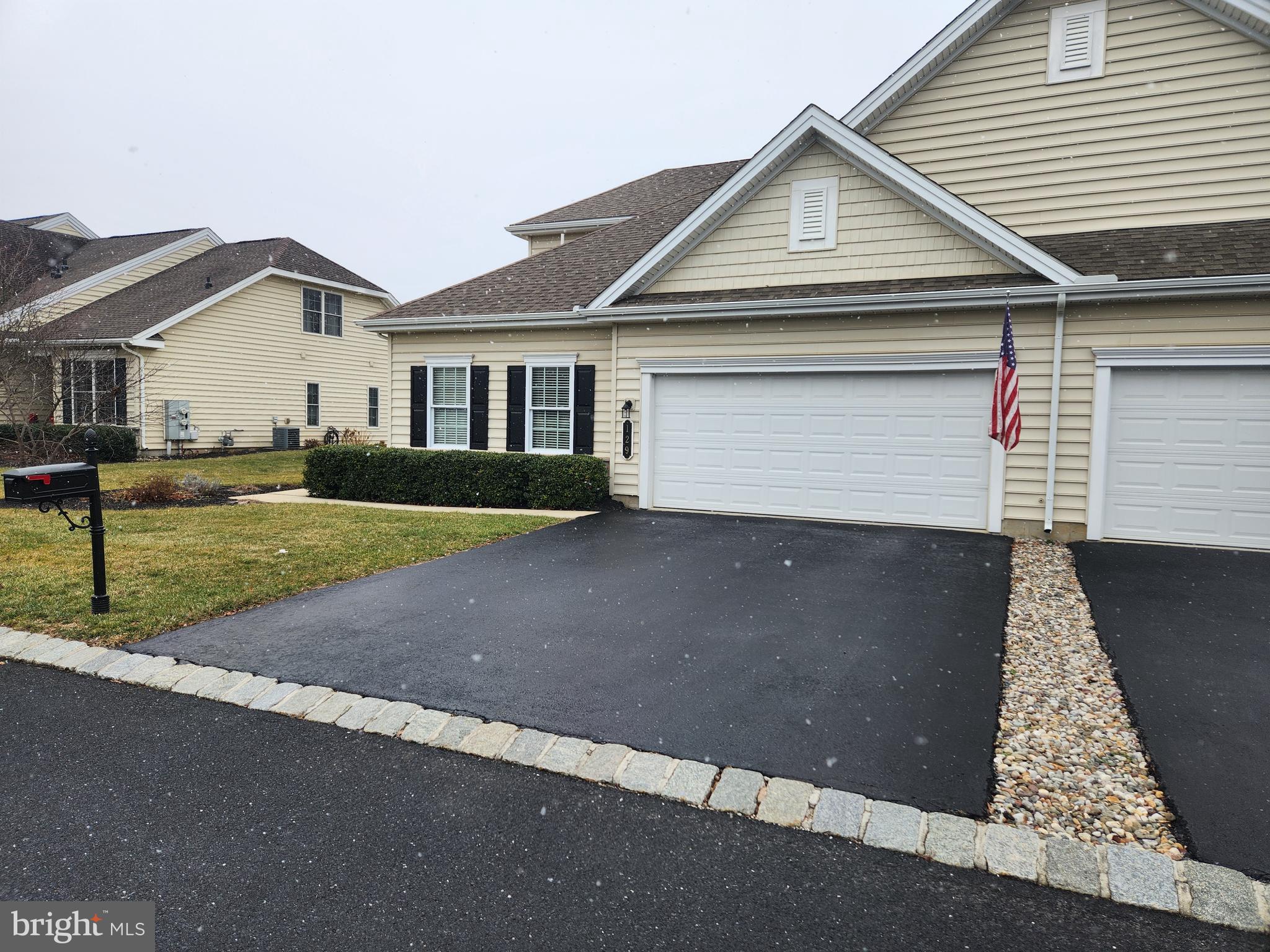 TRADITIONS OF AMERICA AT SILVER SPRING - Residential