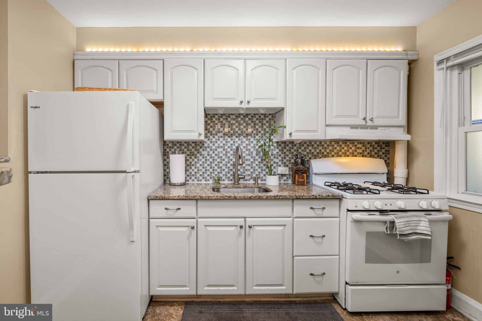 MEDFIELD - Residential