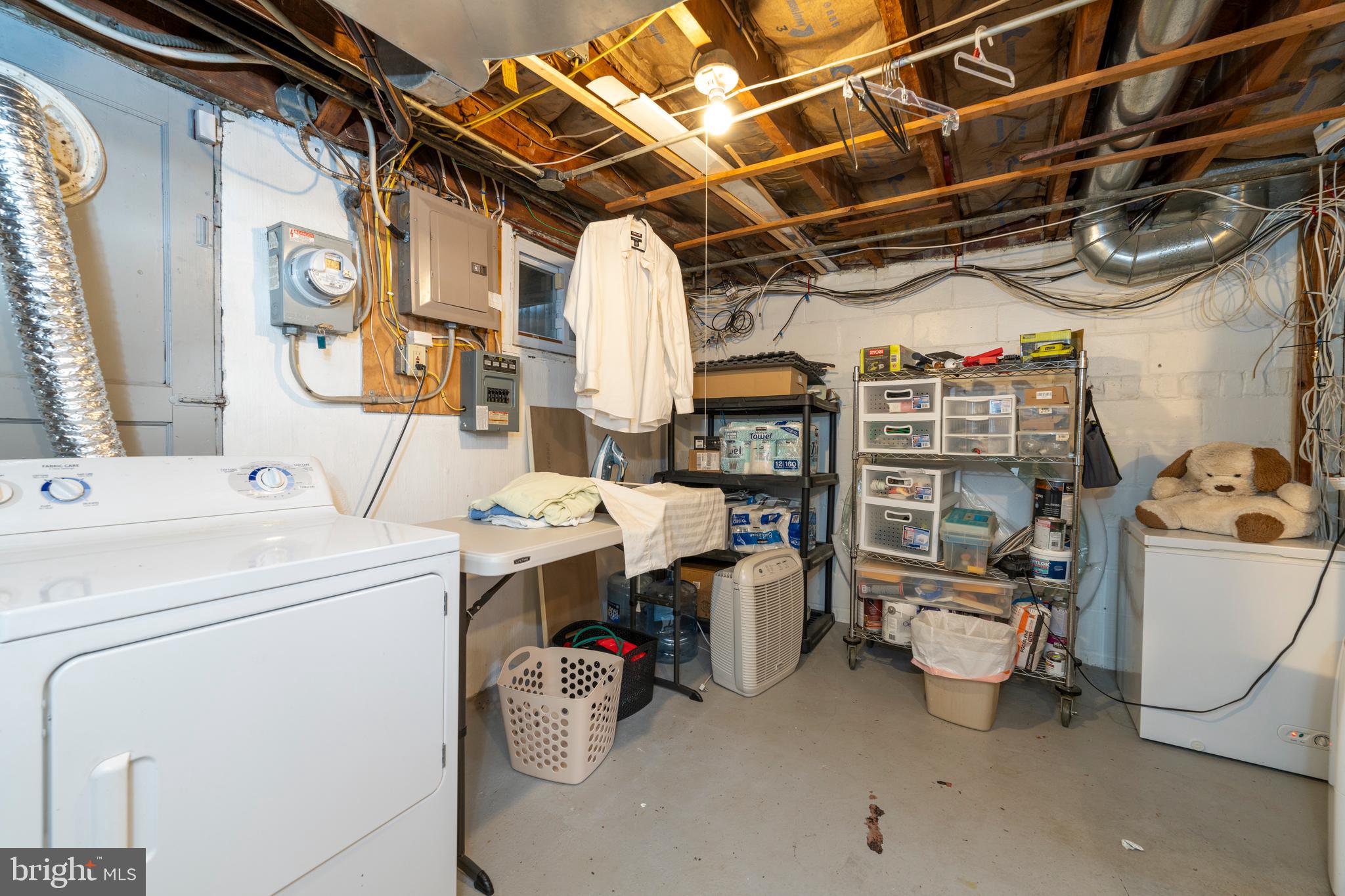 MEDFIELD - Residential