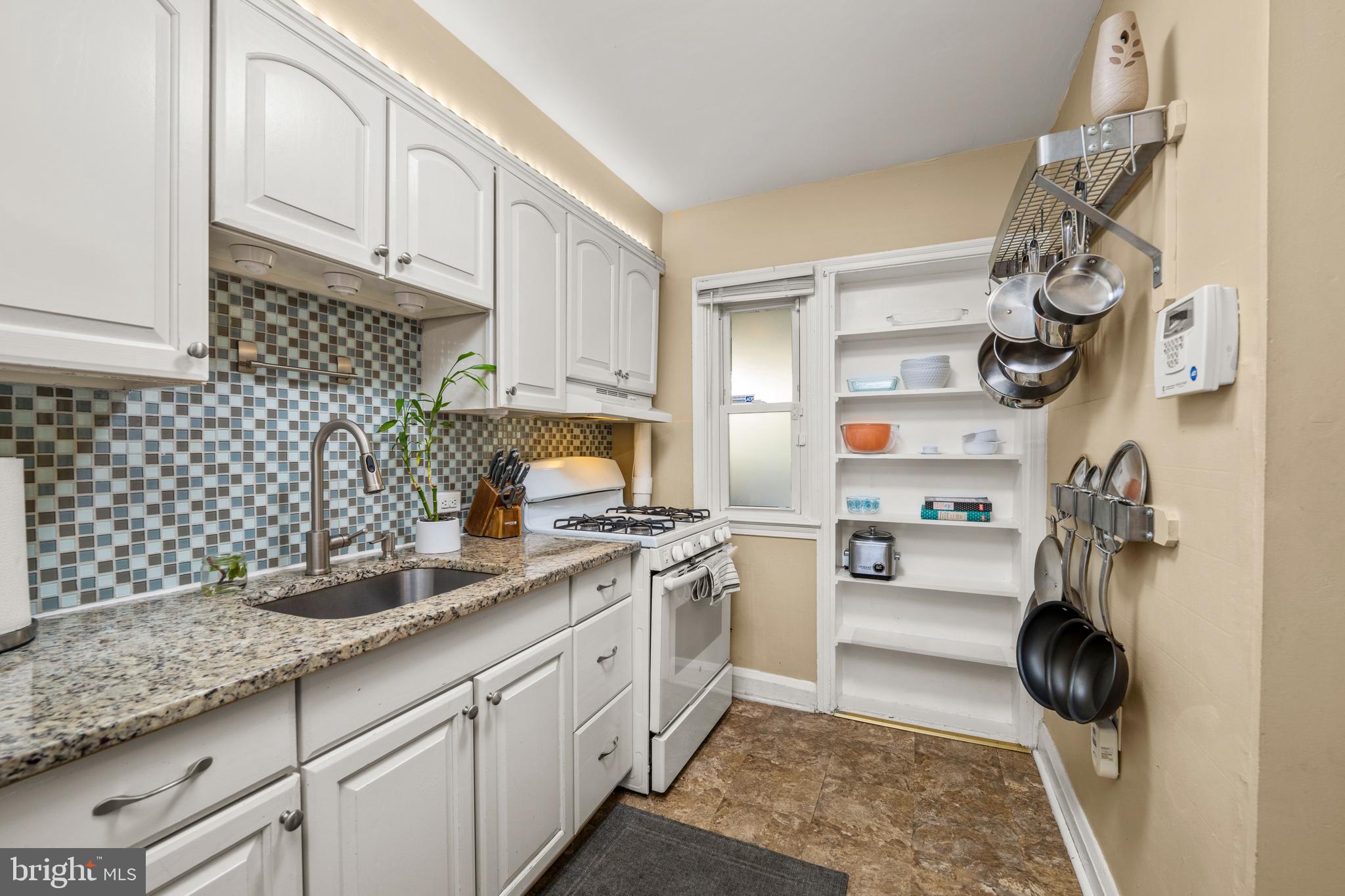 MEDFIELD - Residential