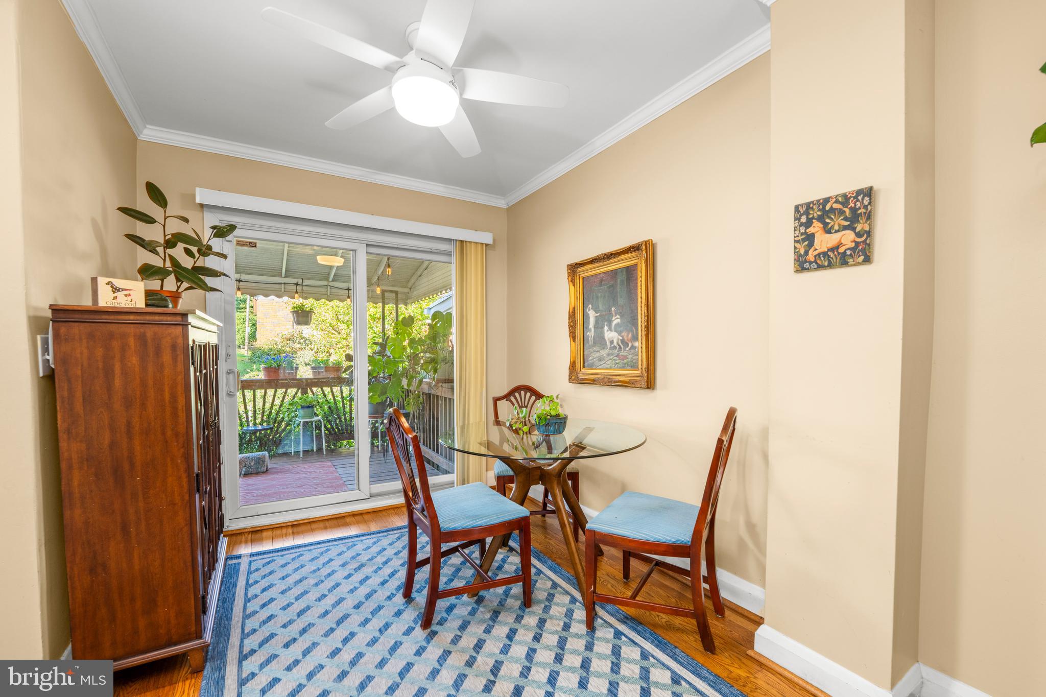 MEDFIELD - Residential